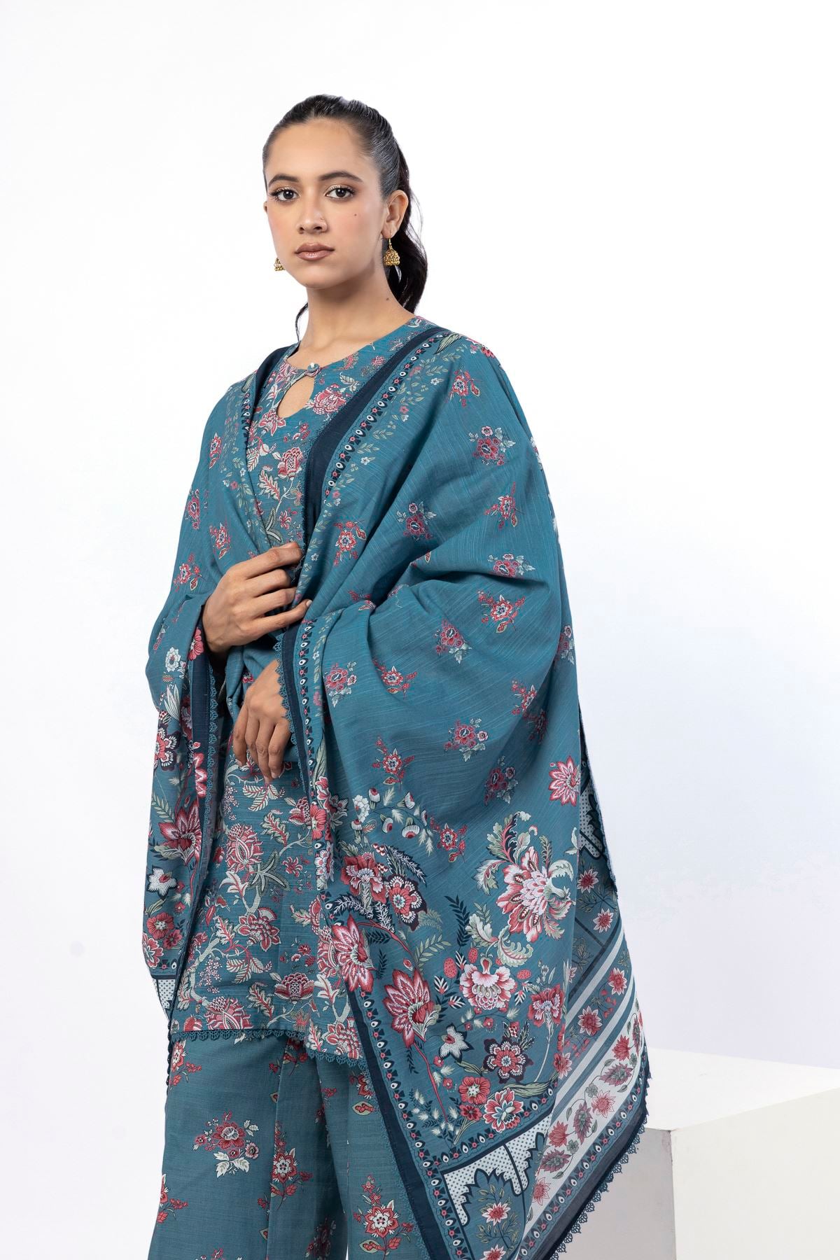 Embroidered Light Khaddar Tailored 3 Piece - KRN09AST-VG