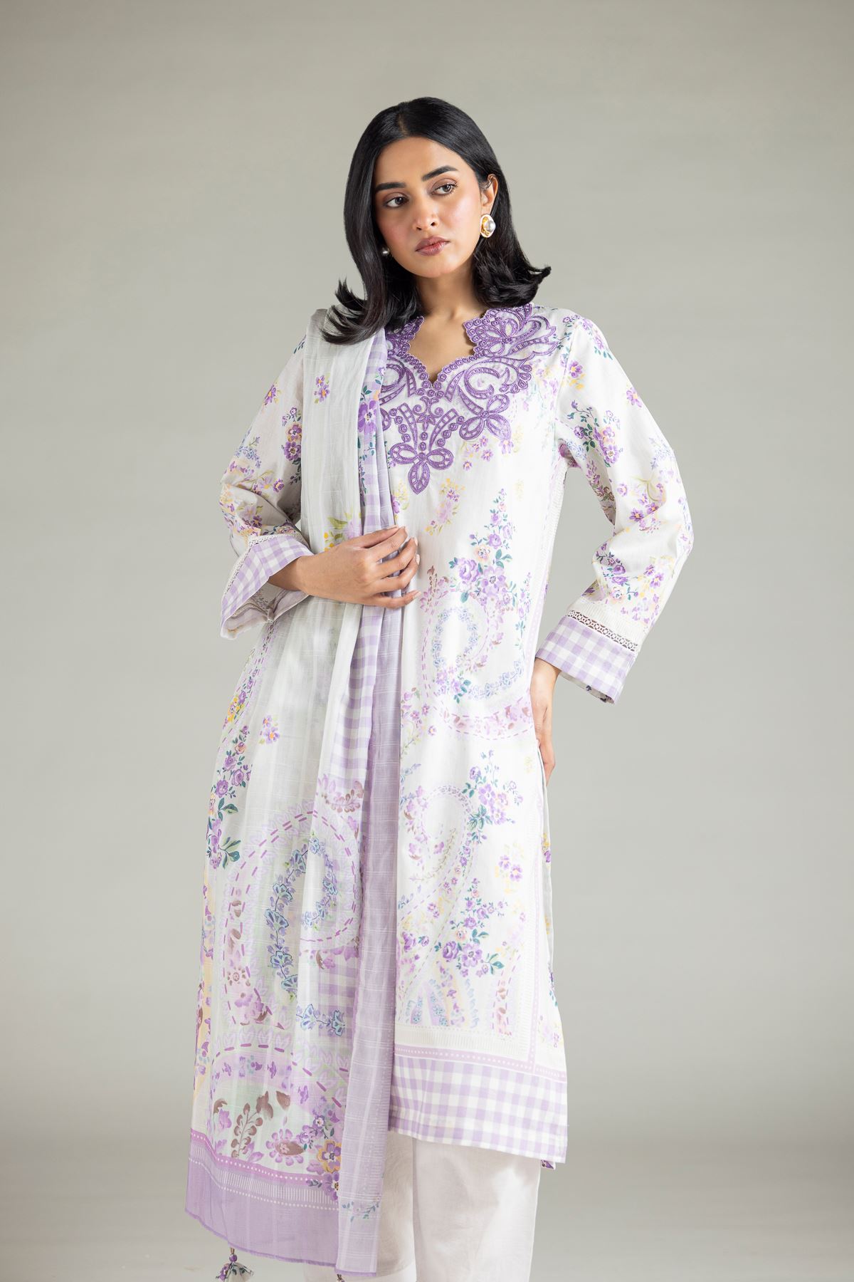 Embroidered Textured Lawn Tailored Lawn Set - T-A22-26-122FE1-VG
