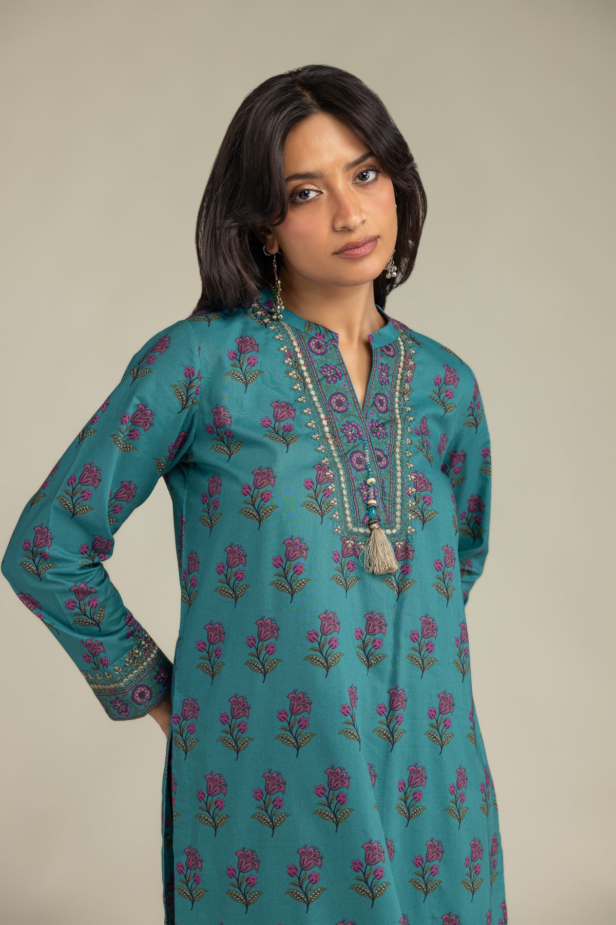 Embroidered Cambric Floral Cambric Kurta - 8-26-303-A-C1-VG