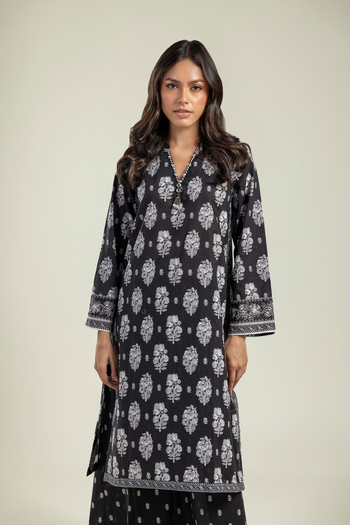 Printed Cambric Black Longline Kurta - 26-01-1E5-08TB-VG