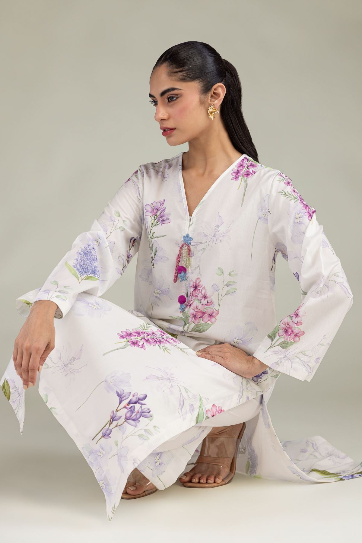 5 Wardrobe Essentials Every Pakistani Girl Needs in 2026