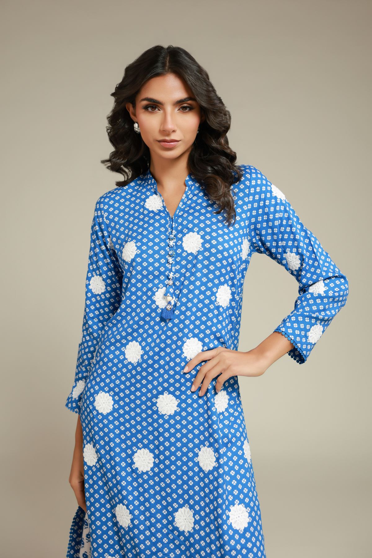 Embroidered Viscose Kurta - 1-26-102-A-H-VG