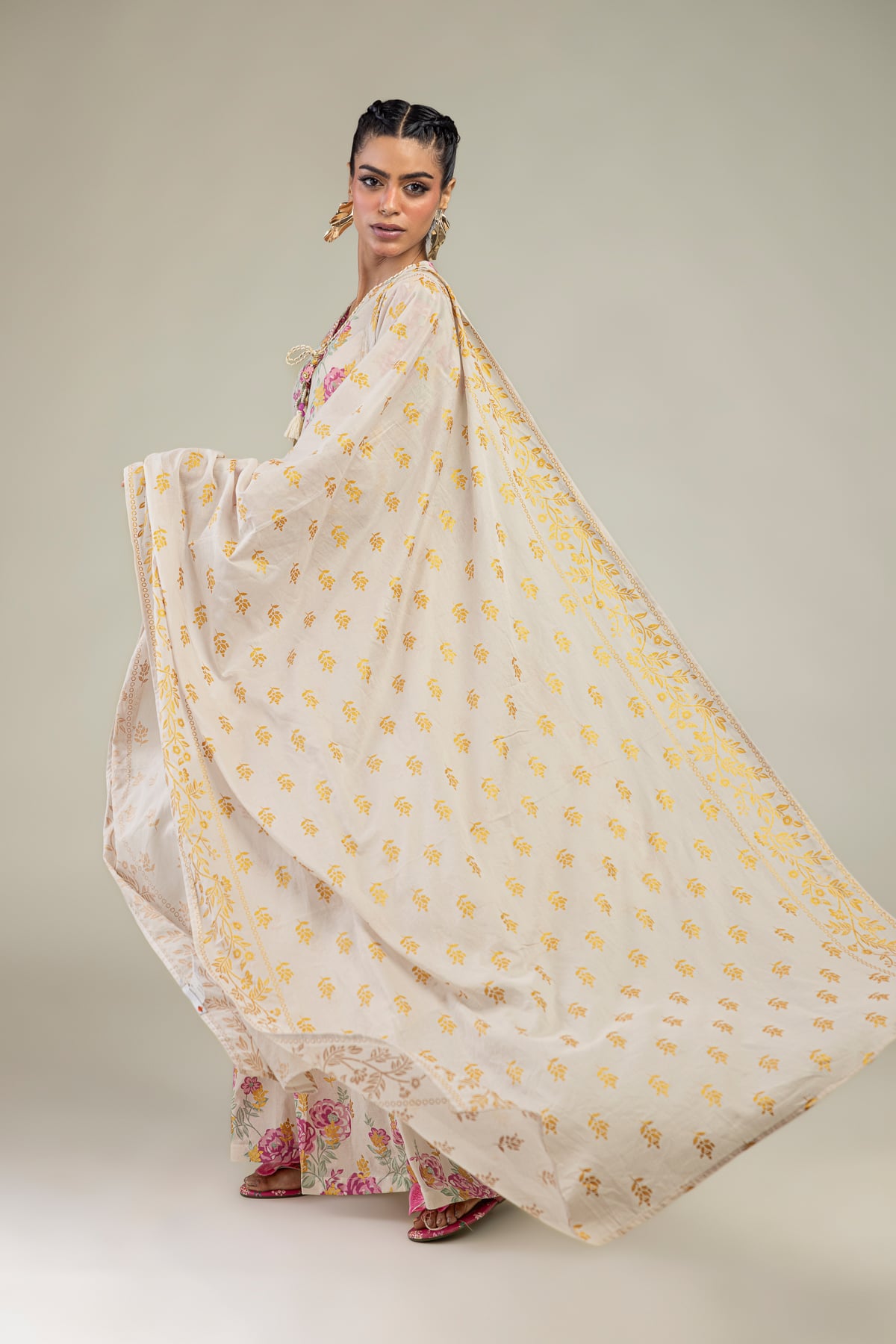 Printed Lawn Floral Lawn Dupatta - 1-26-236-A-F1-VG