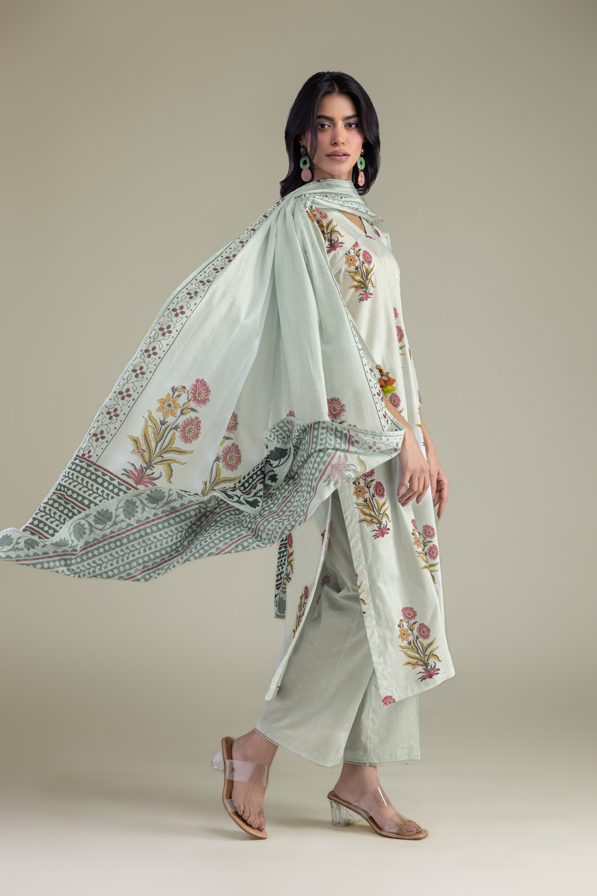Printed Lawn Printed Cambric Dupatta - 1-26-102-A-F-VG