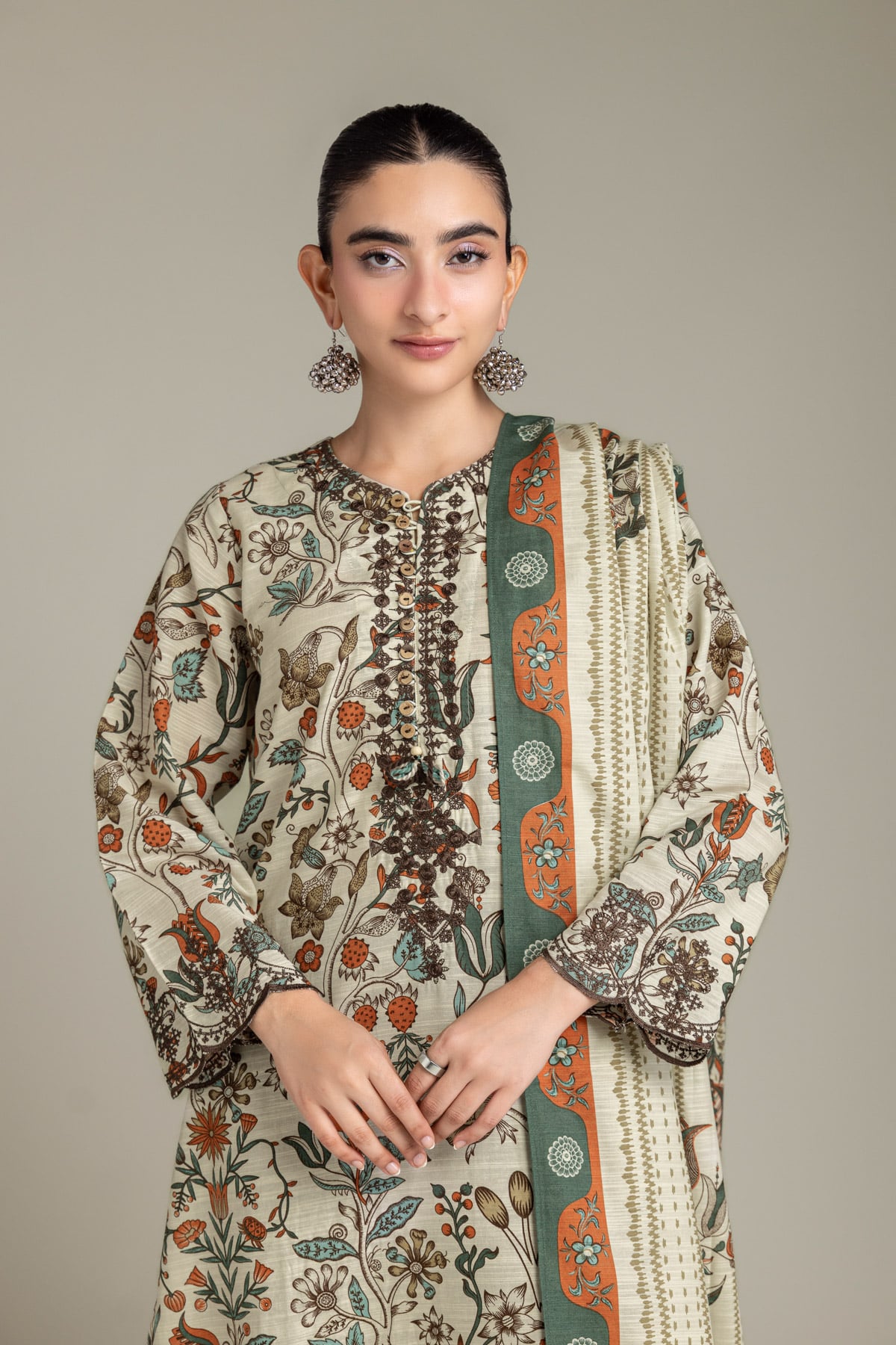 Embroidered Light Khaddar Fabrics 3 Piece - 2-26-202-A-D-VG