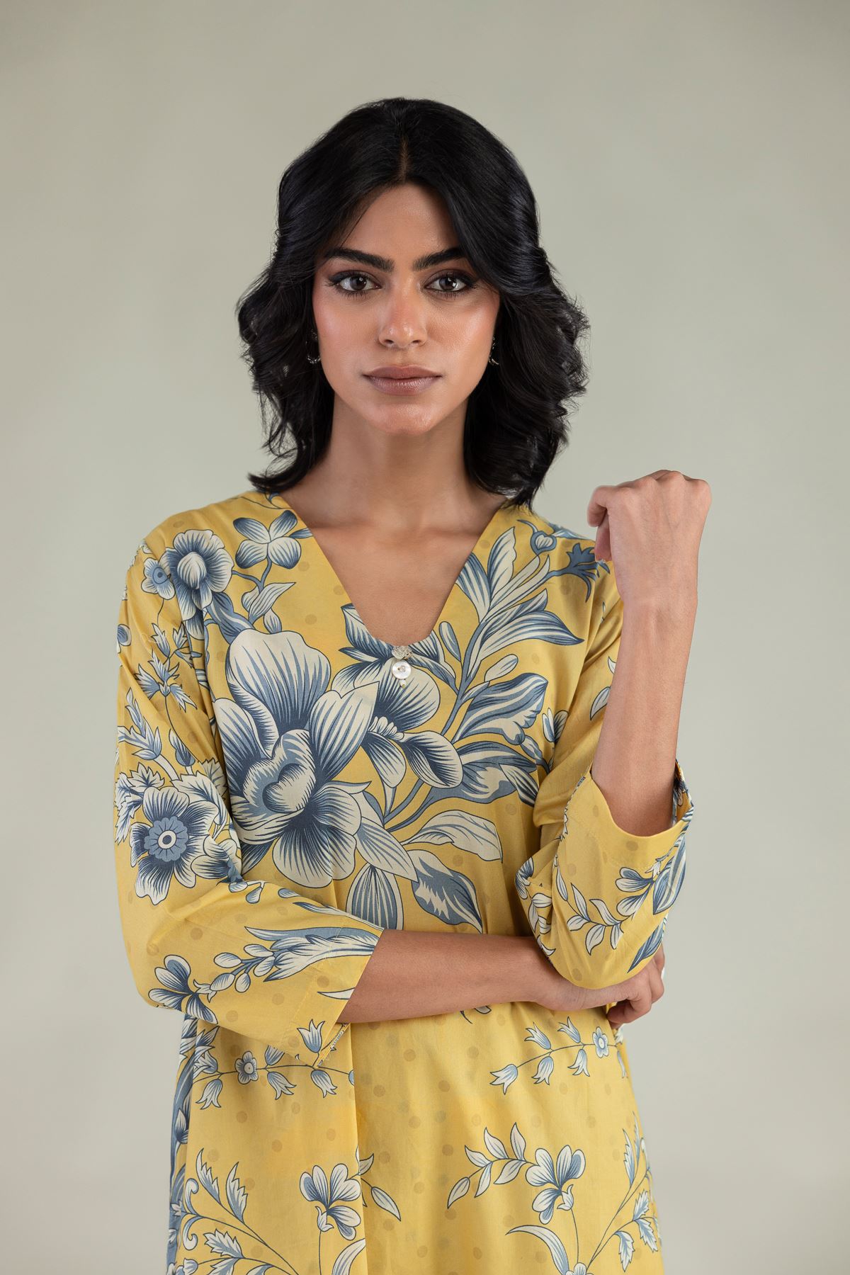 Embroidered Cambric Floral Longline Kurta - 1-26-246-B-I1-VG
