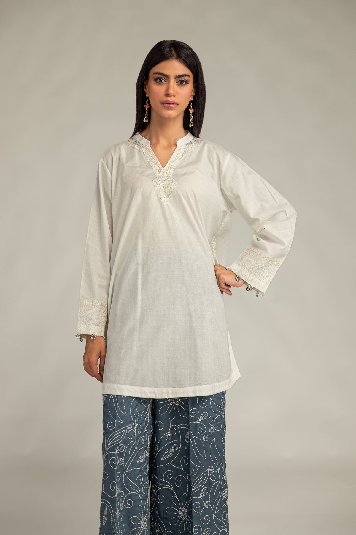 Embroidered Cotton Dobby V-Neck Solid Kurta - 1-26-250-B-H1-VG