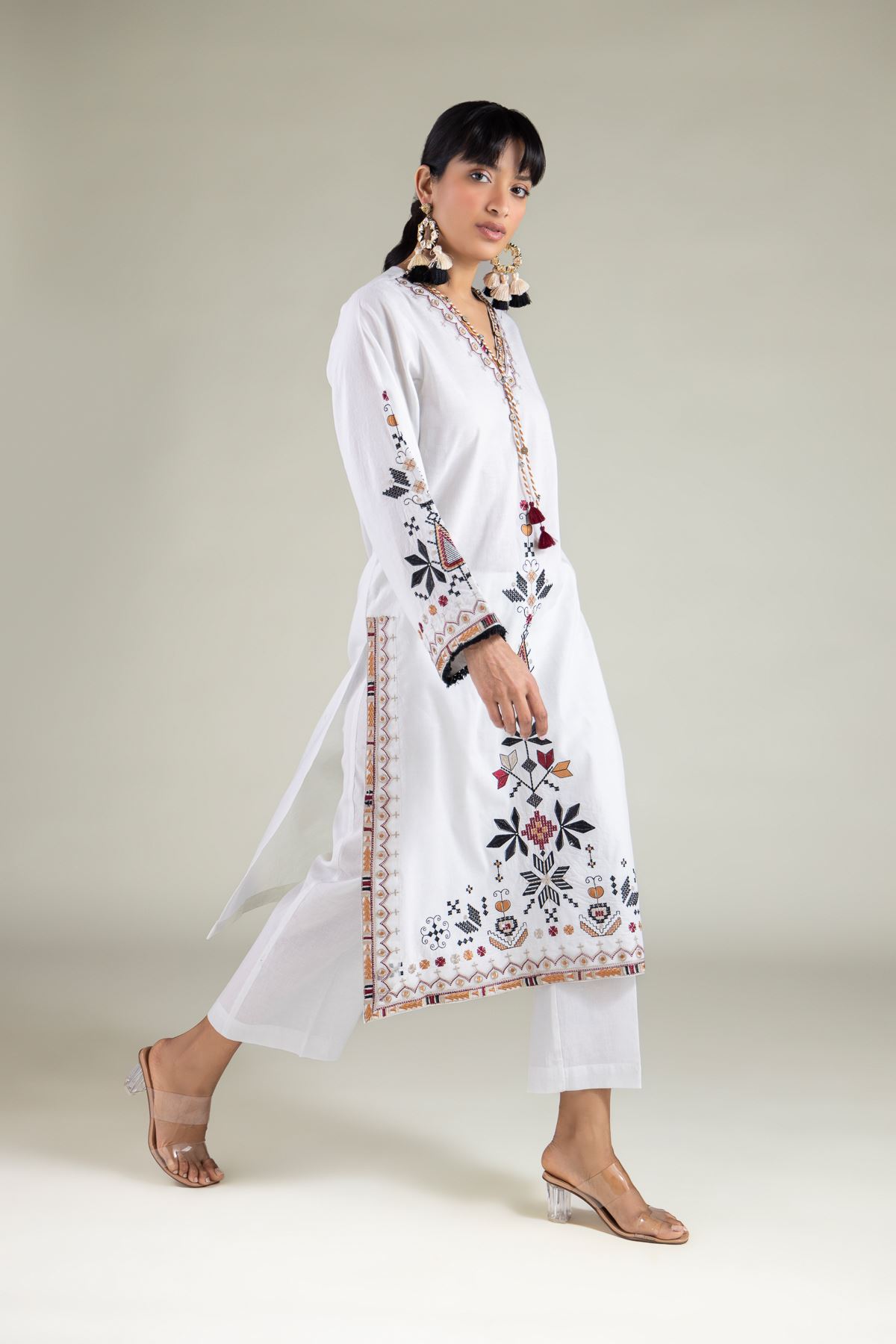 Embroidered Cambric White 2-Piece Tailored - T-A33-26-112FB1-VG