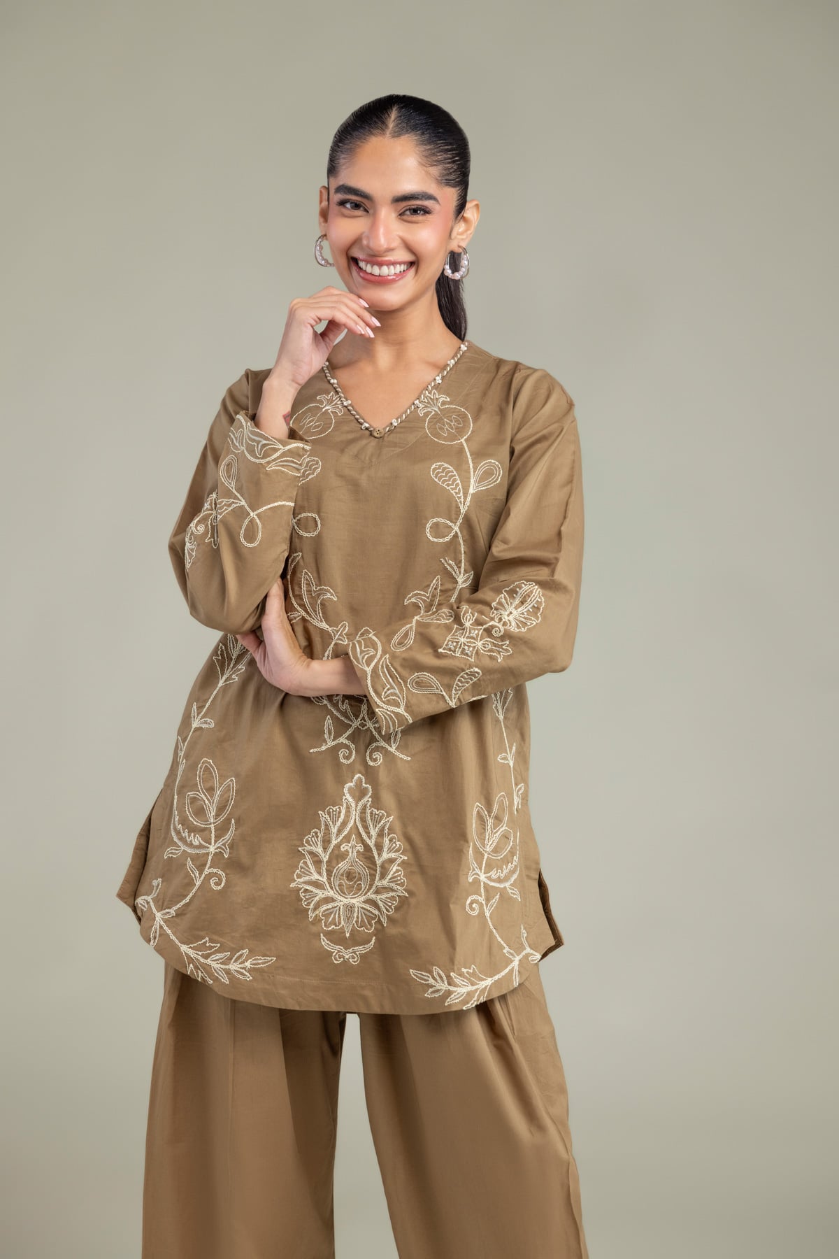 Embroidered Cambric V-neck Cambric Kurta - 1-26-102-A-F-VG