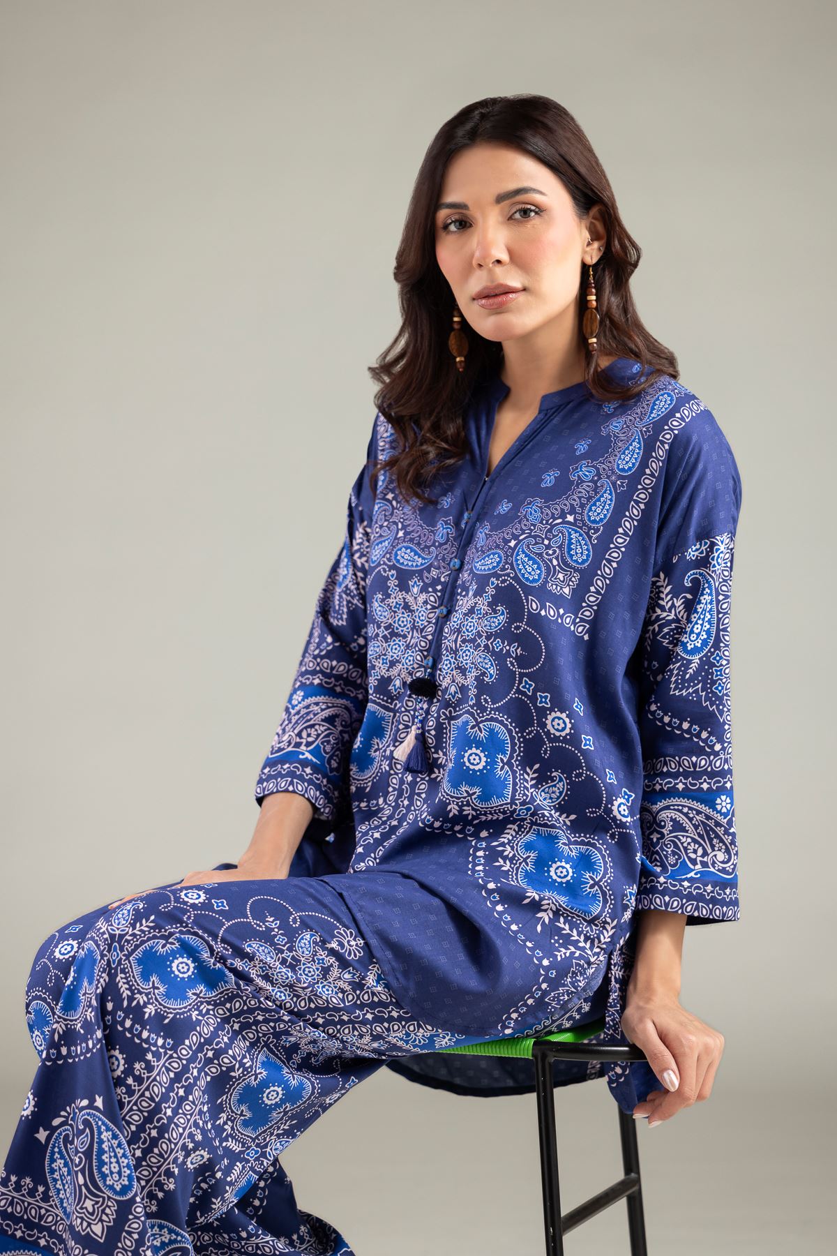 Printed Viscose Paisley Band-Collar Kurta - 25-00-X2-05TA-VG