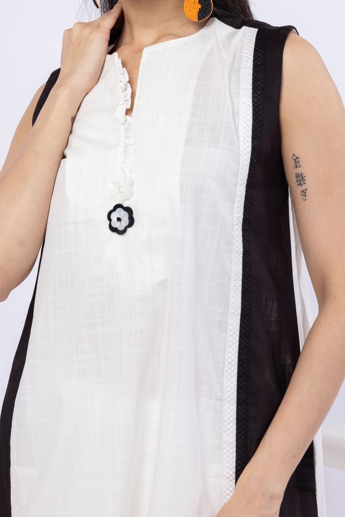 Embroidered Crosshatch Poplin Kurta - 25-10-11E8-11TB-VG