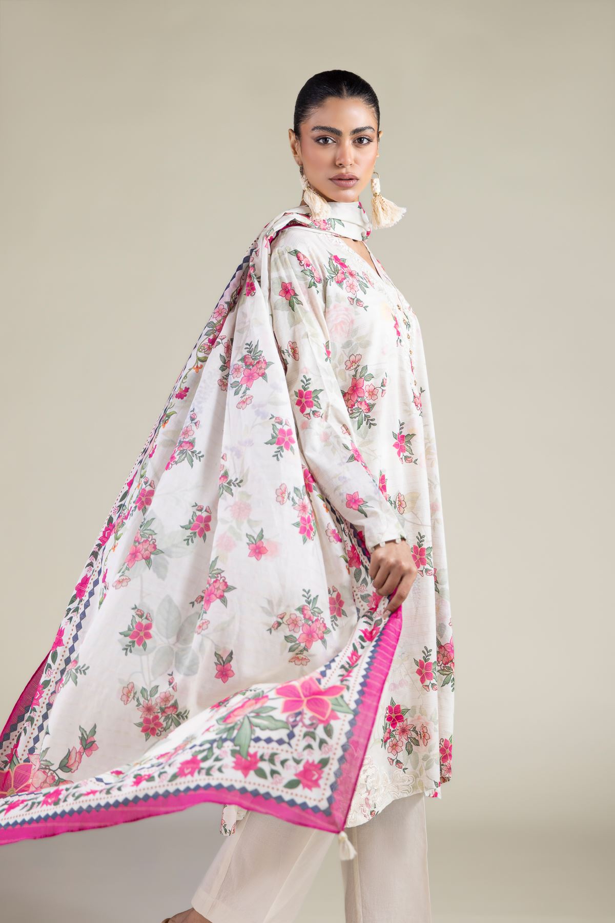 Embroidered Messuri Tailored Floral Set - 26-02-1E13-03TA-VG