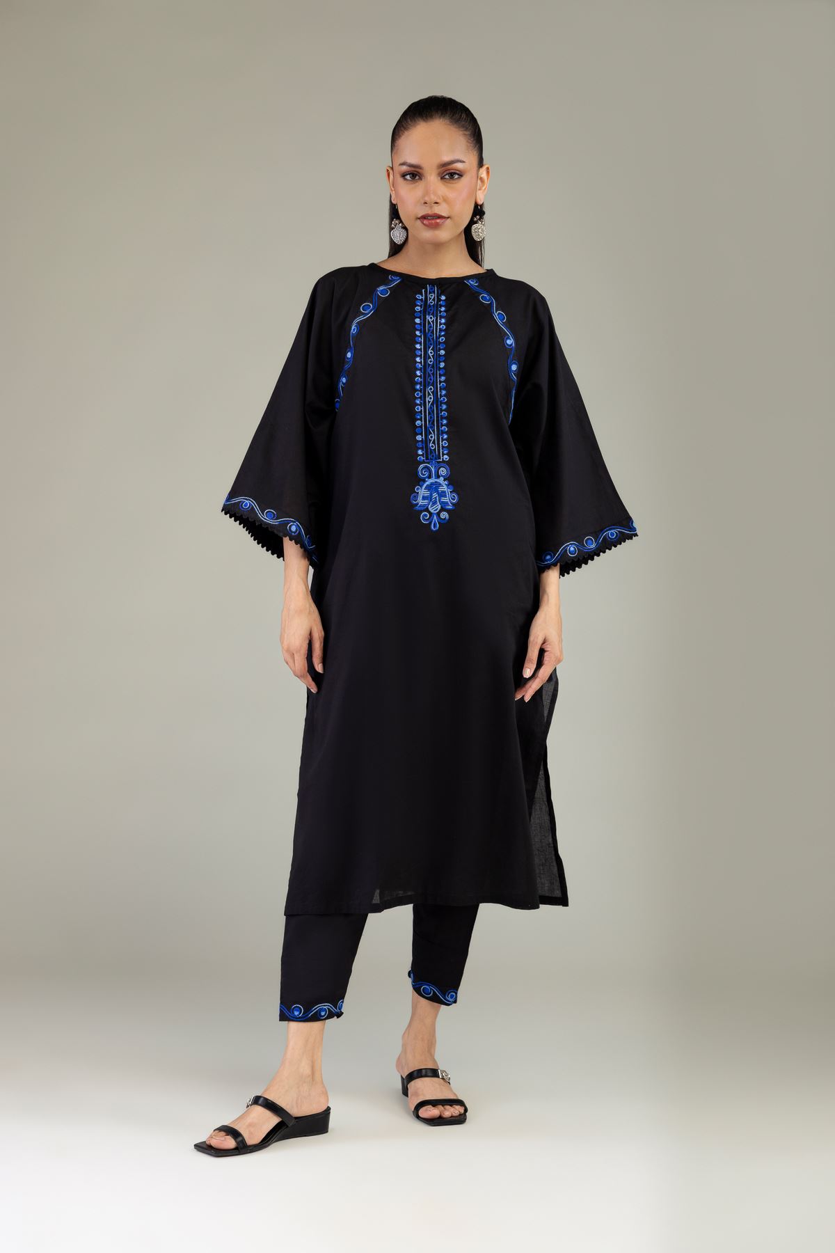 Embroidered Cambric Black Solid Shalwar - 2-26-202-A-D-VG