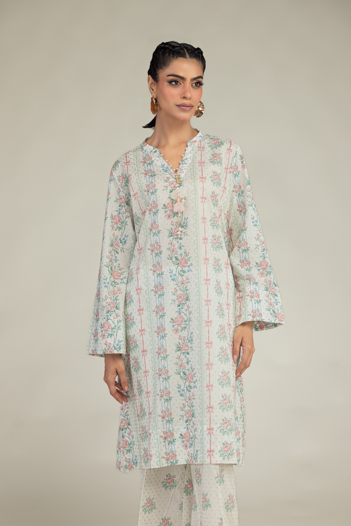 Printed Cambric Floral V-Neck Kurta - 1-26-236-A-D1-VG