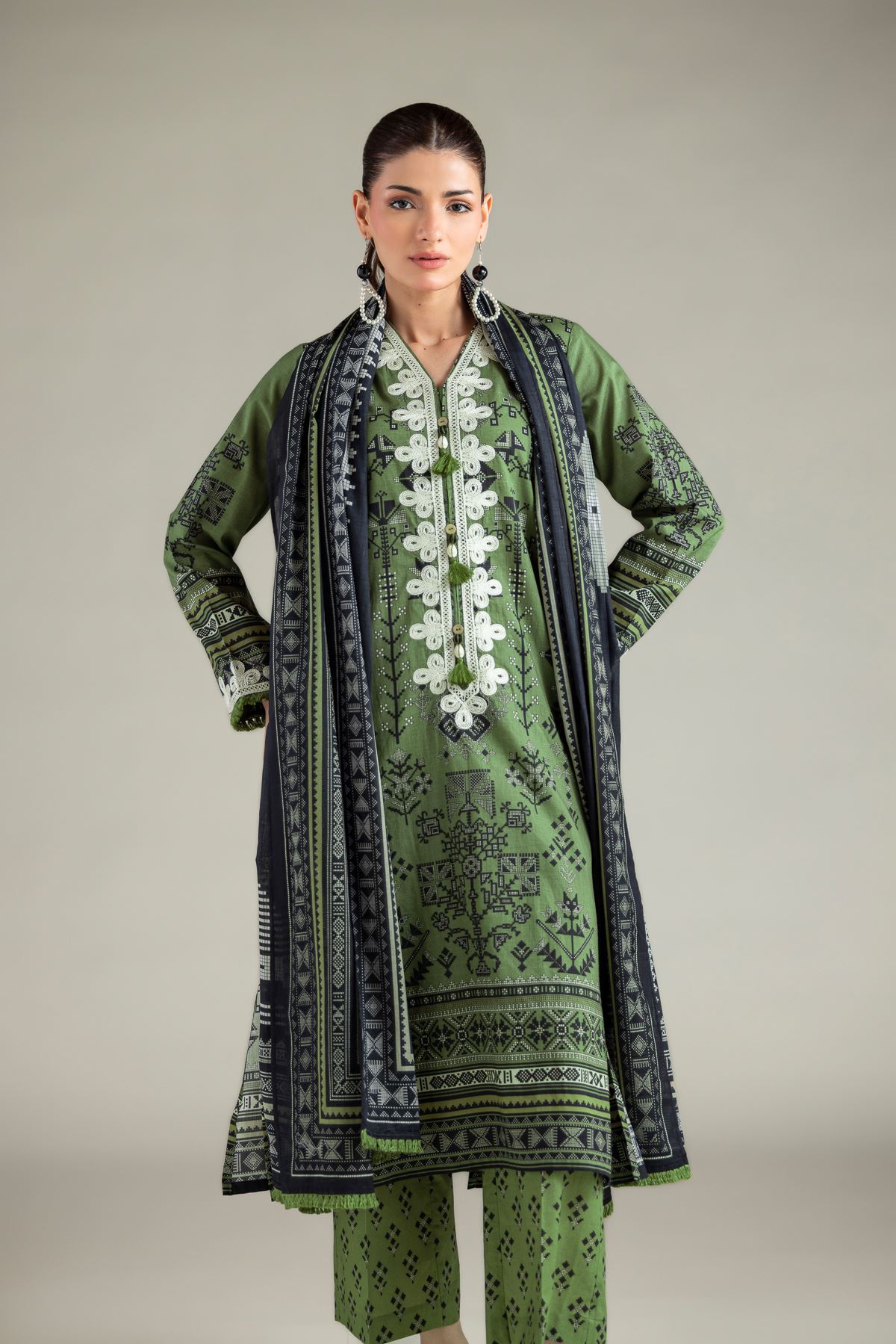 Embroidered Lawn Tailored 3-Piece Lawn - T-A11-26-116FD1-VG
