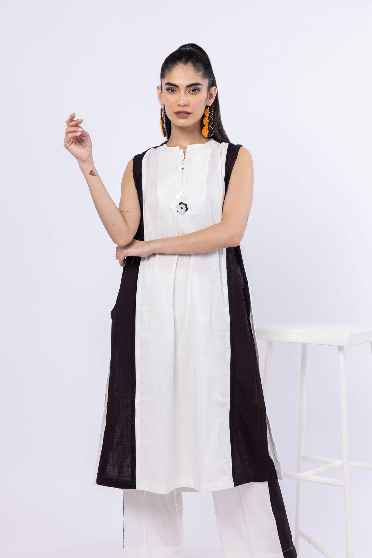 Embroidered Crosshatch Poplin Kurta - 25-10-11E8-11TB-VG