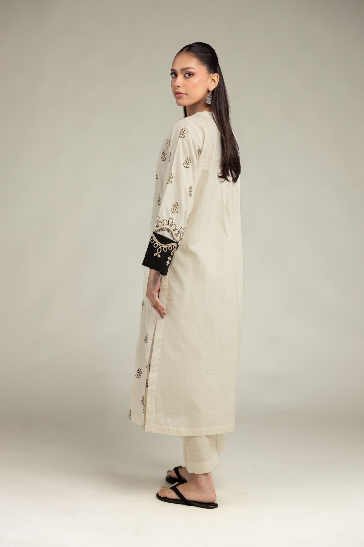 Embroidered Cotton Dobby Cotton Dobby Kurta - 2-26-201-A-C-VG