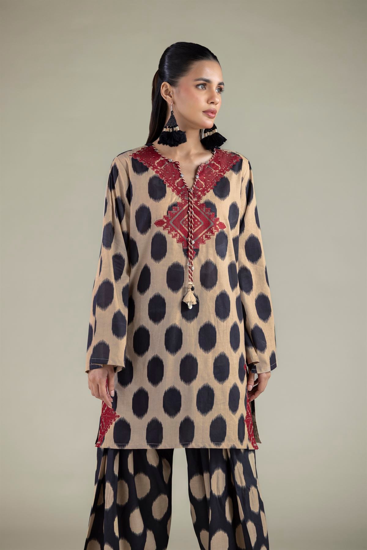 Embroidered Lawn Fabrics 2 Piece | Top and Bottom - A11-26-106FI2-VG