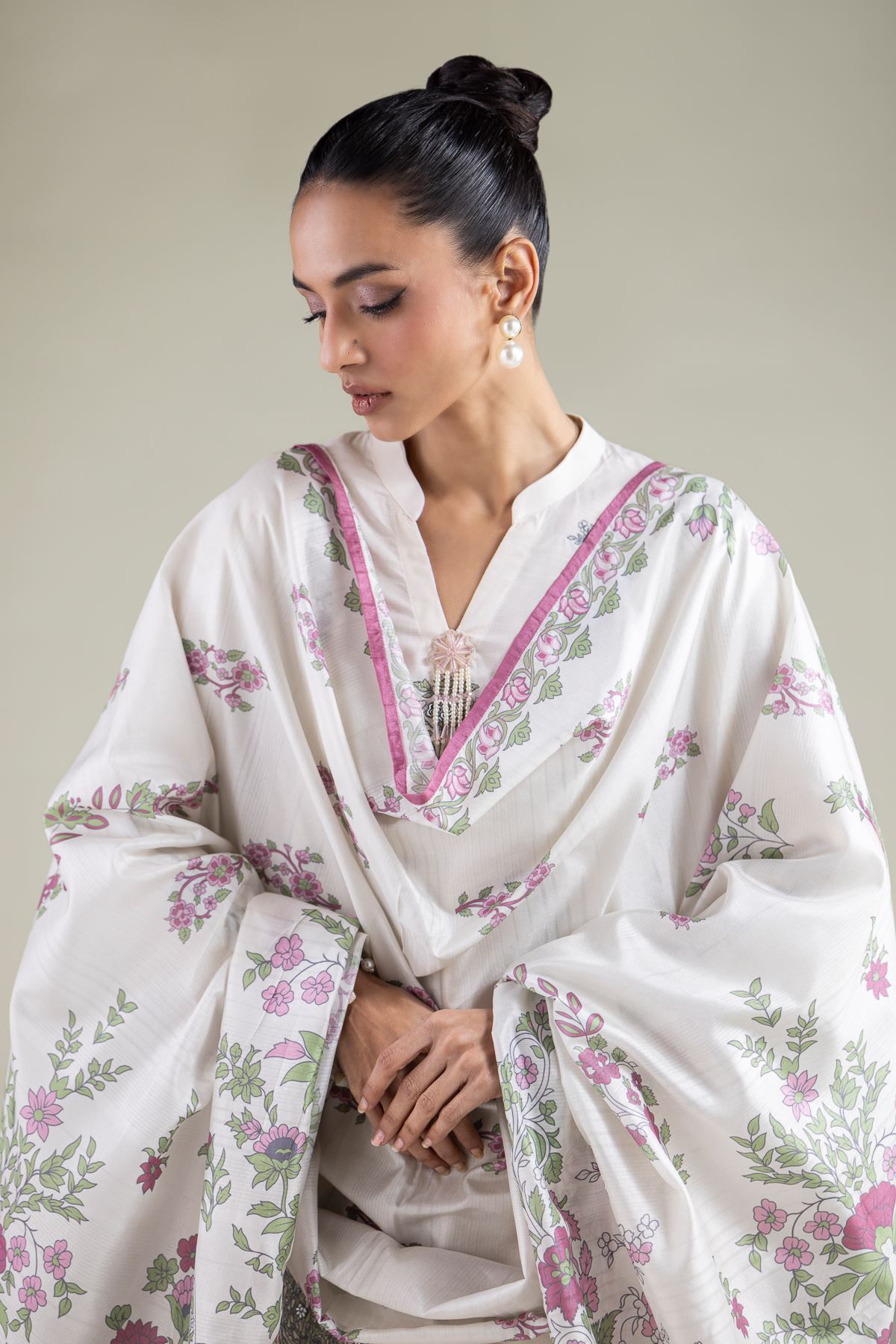 Embroidered Polyester Silk Floral All-Season Dupatta - 2-26-112-A-D-VG