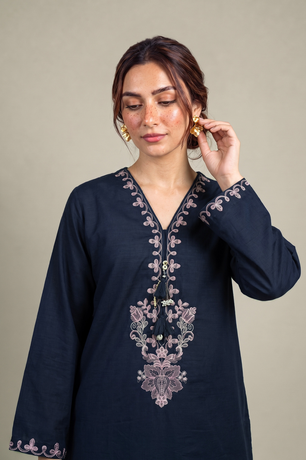 Embroidered Light Khaddar Fabrics 2 Piece | Top and Bottom - 1-26-457-A-C2-VG