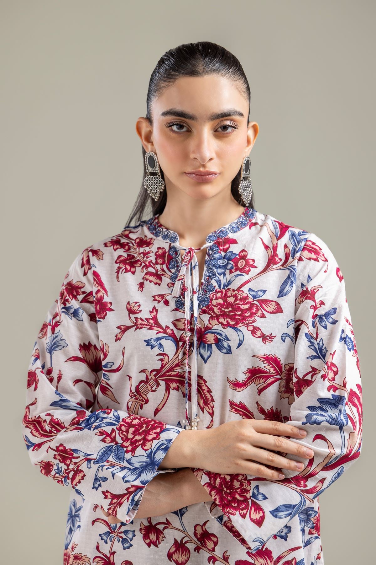 Embroidered Cotton Dobby White Floral Kurta - T-A22-26-120FI1-VG