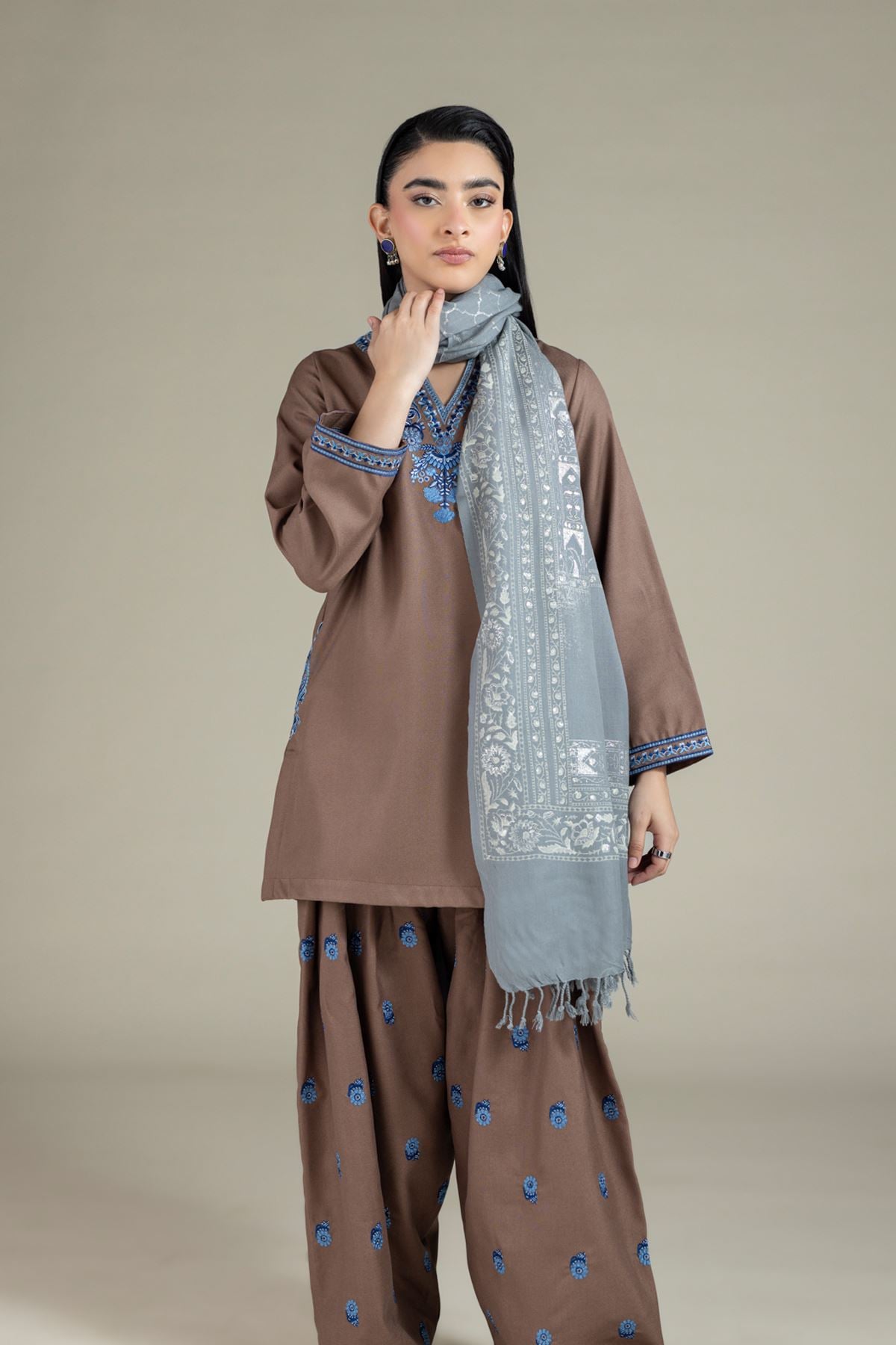 Embroidered Heavy Blended Viscose Kurta - 25-10-12E1-04TA-VG
