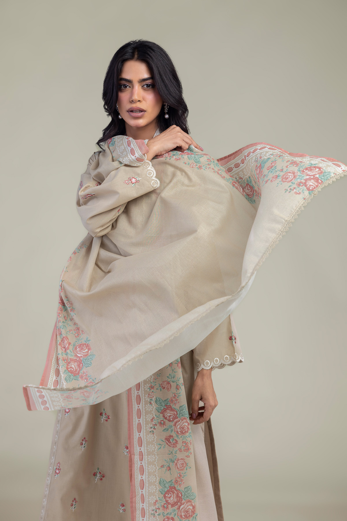 Embroidered Lawn Floral Cambric Dupatta - B1-2-26-106-A-C-VG