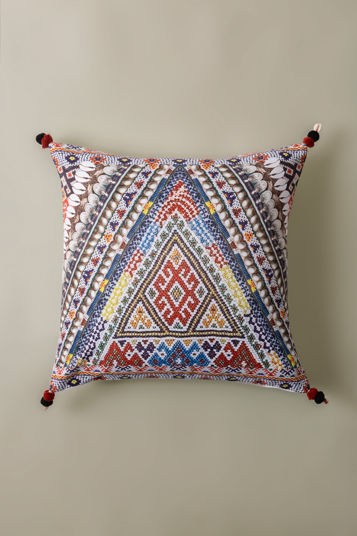 Printed Poly Sateen 16x16in Cushion Cover - 2-26-202-A-D-VG