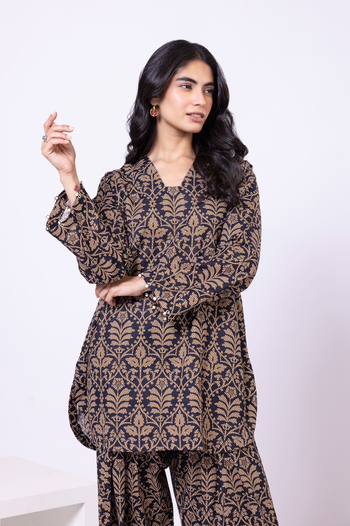 Printed Khaddar Kurta - 25-10-10E7-03TB-VG