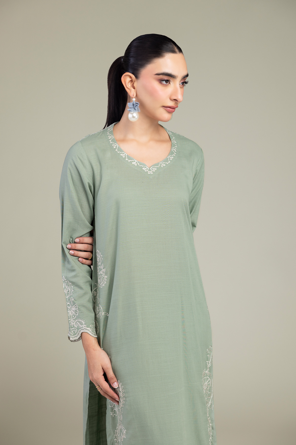 Embroidered Raw Silk Paisley Thread Kurta - 1-26-309-B-D1-VG