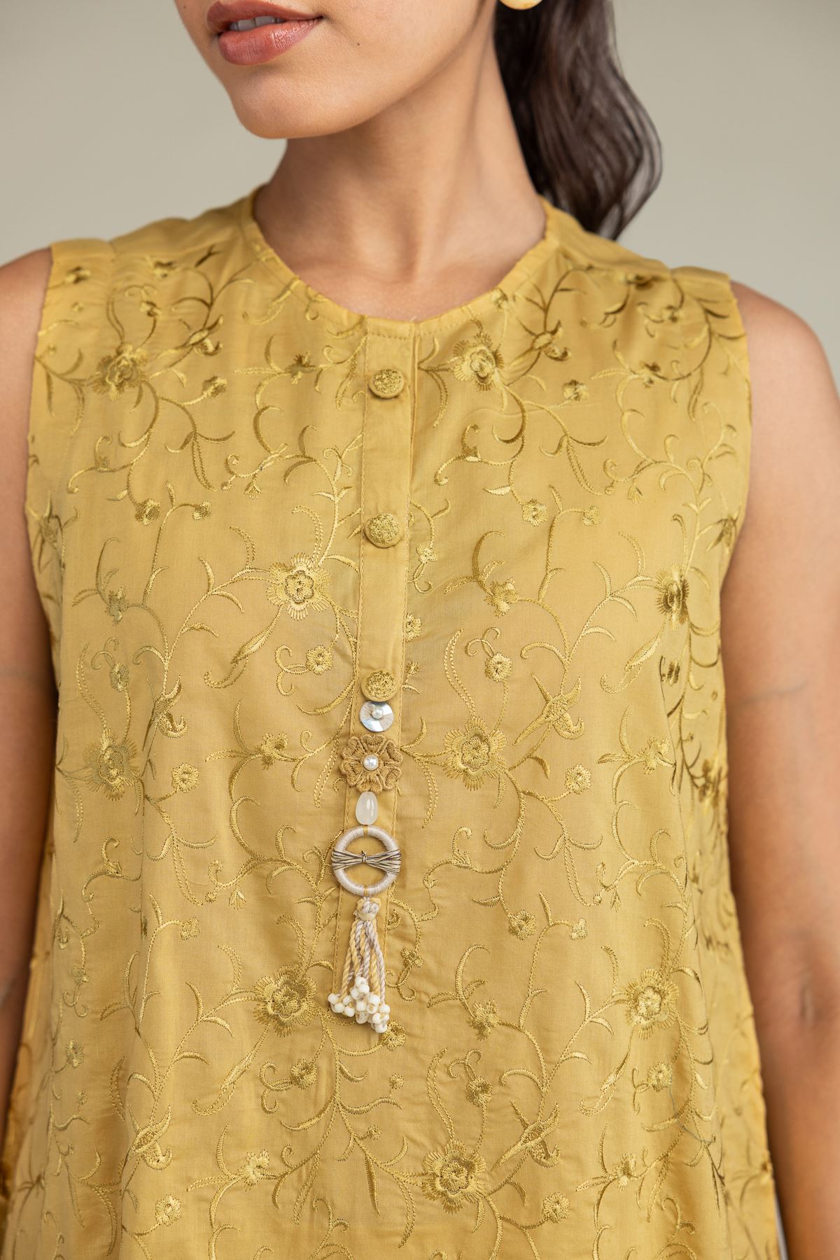Embroidered Cambric Floral Sleeveless Kurta - 1-26-328-B-F1-VG
