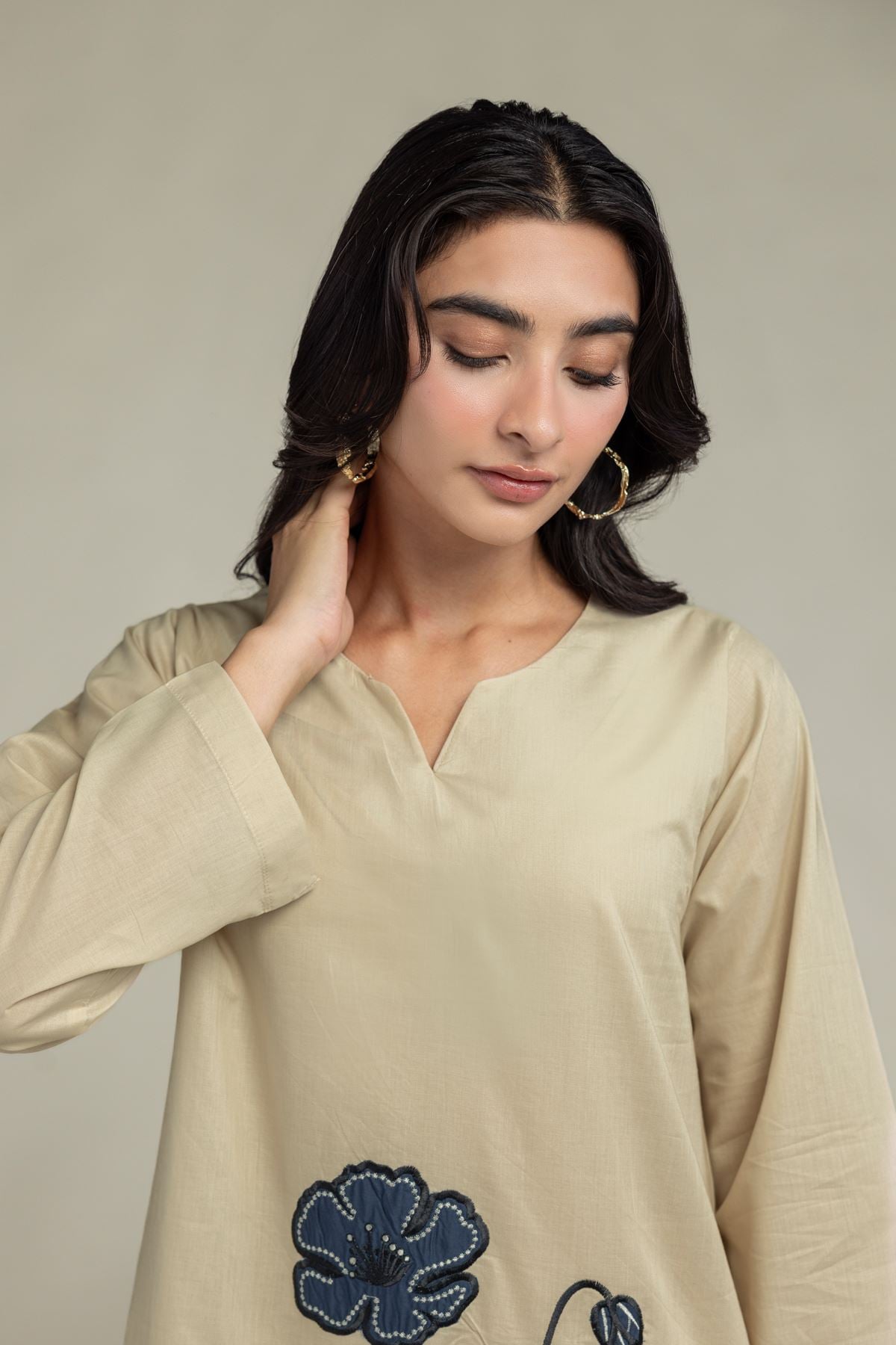 Cambric Cambric V-Neck Kurta - 1-26-301-B-I1-VG