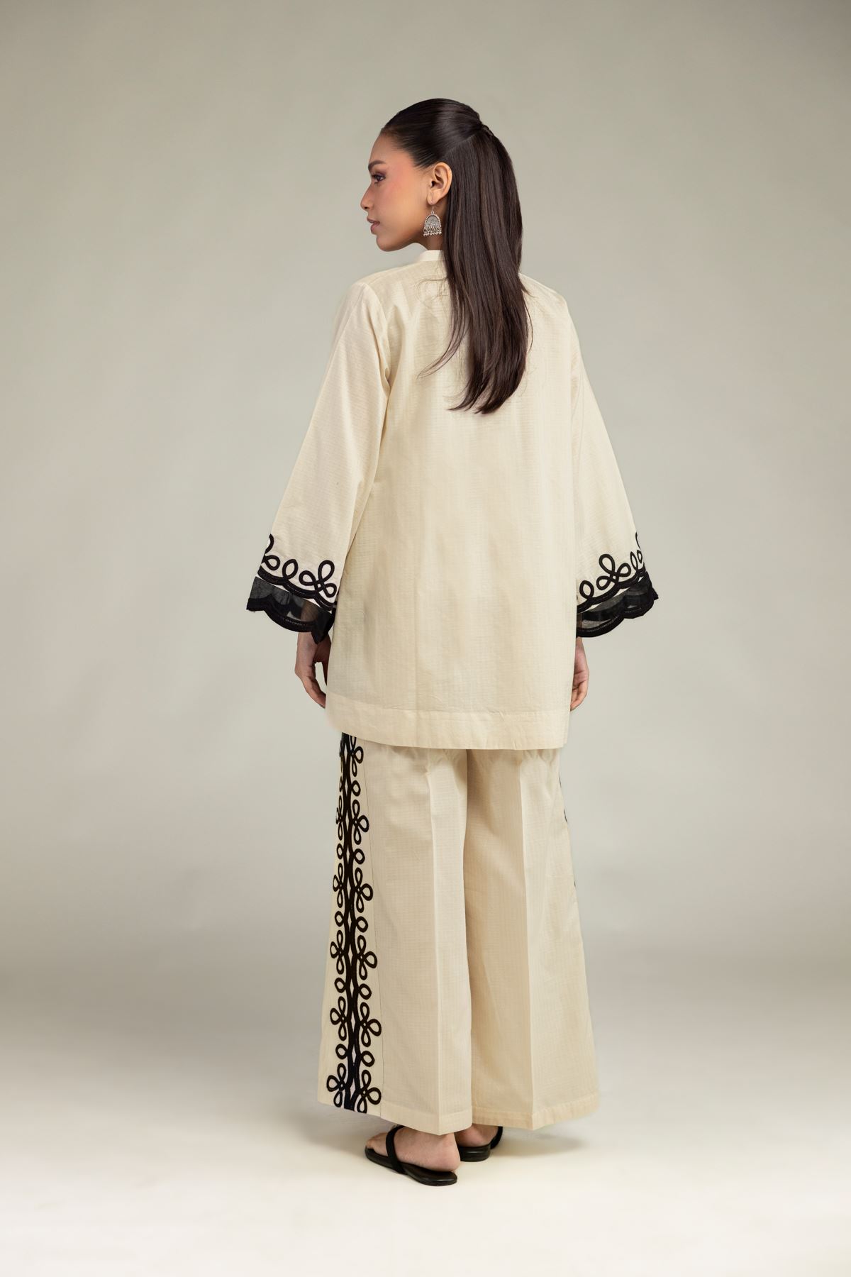 Embroidered Cotton Dobby Cotton Dobby Kurta - 5-26-105-F-C-VG