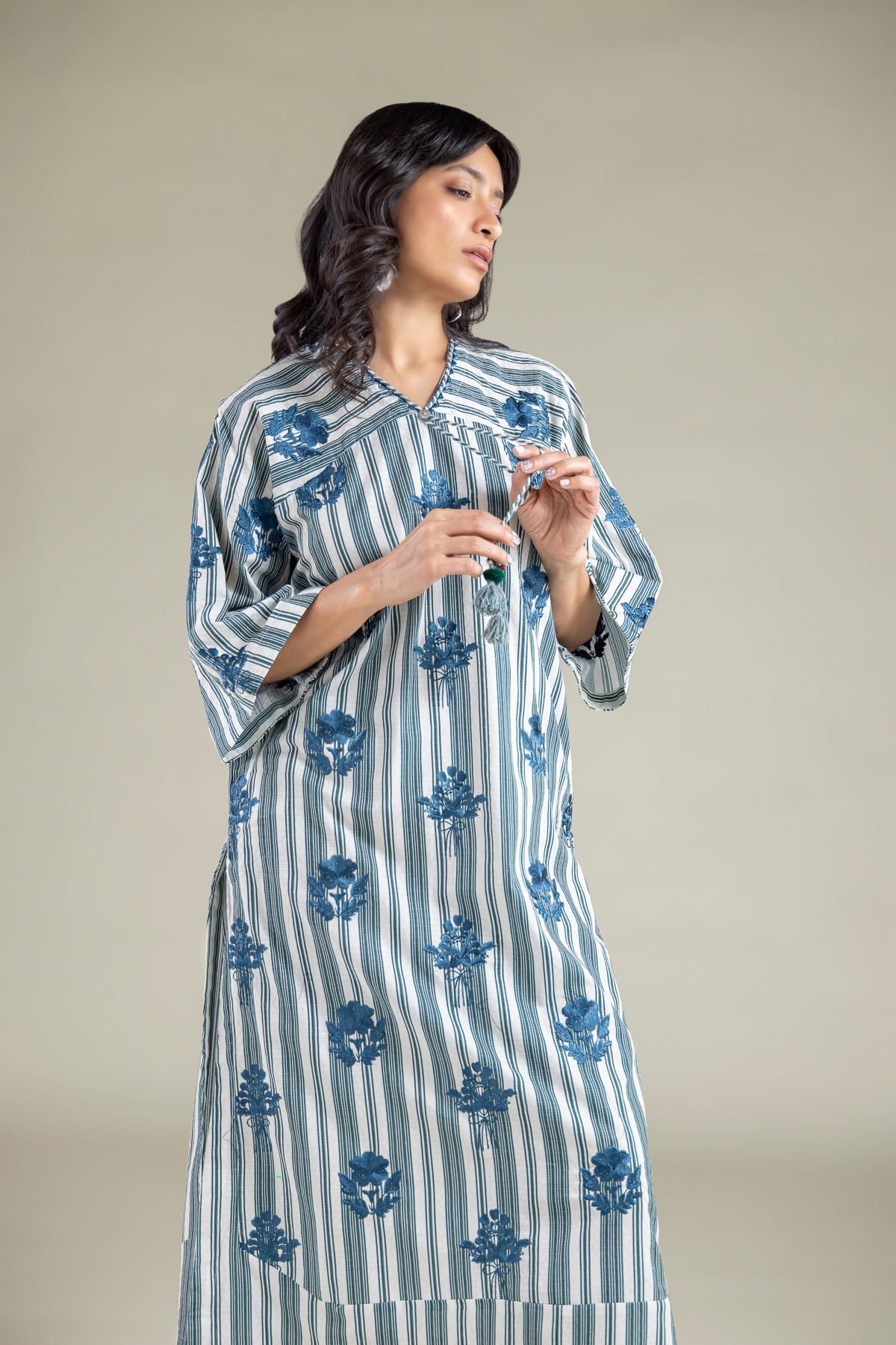 Embroidered Cotton Dobby Kurta - 1001927332
