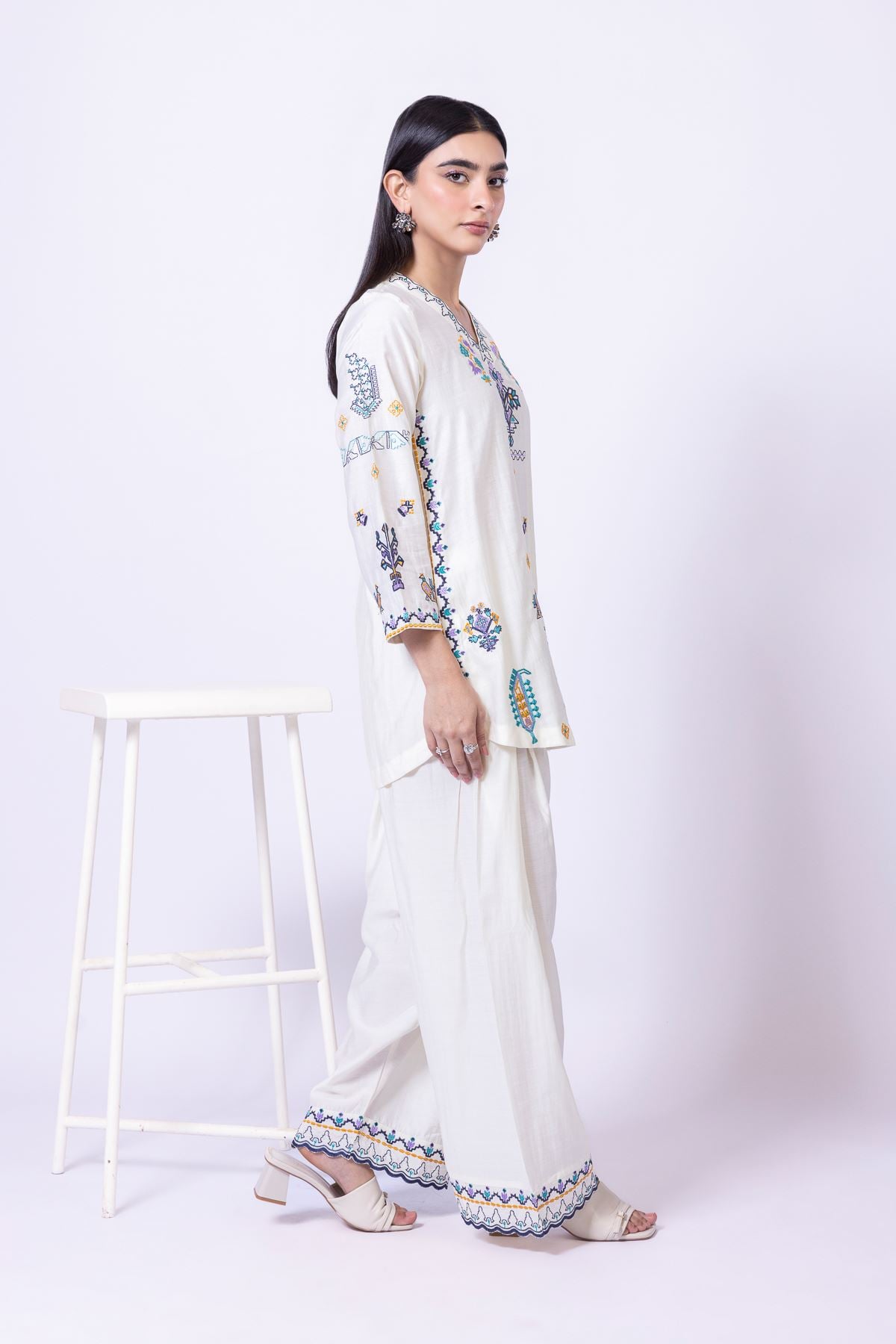 Embroidered Raw Silk Pants - 25-10-11E4-03TA-VG