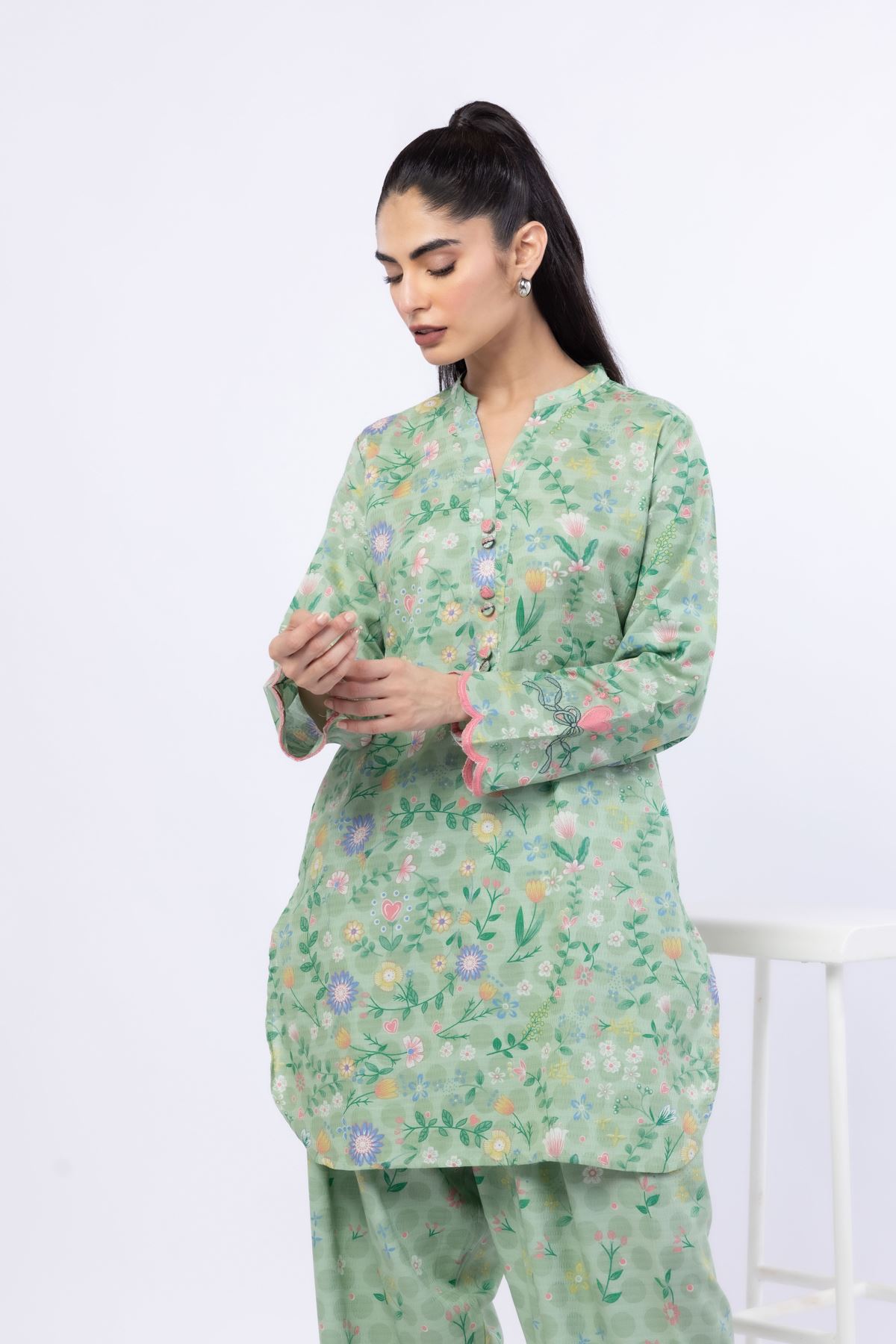 Embroidered Cotton Dobby Kurta - 25-10-12E4-05TA-VG
