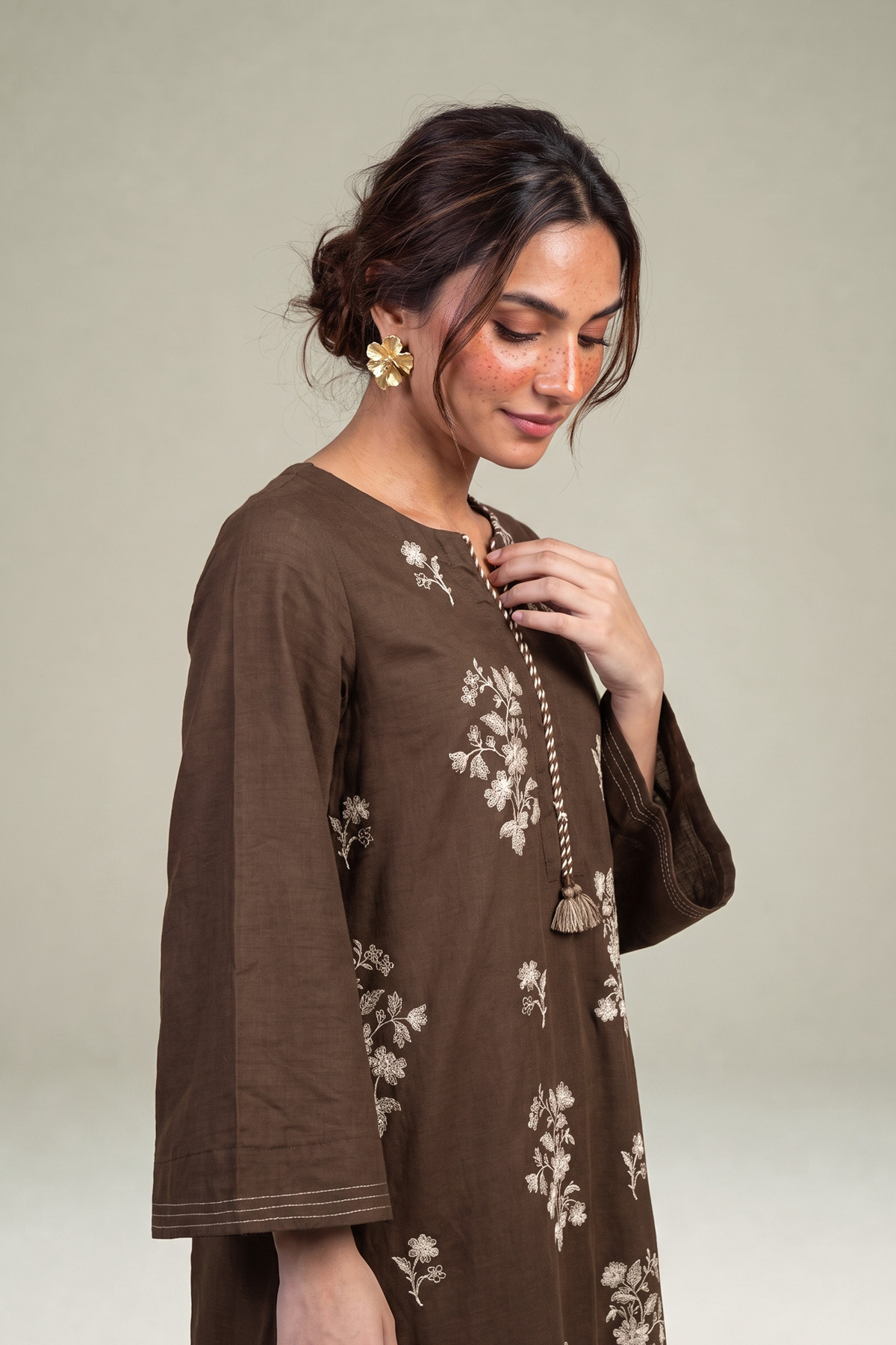 Embroidered Light Khaddar Fabrics 2 Piece | Top and Bottom - 1-26-457-A-C2-VG