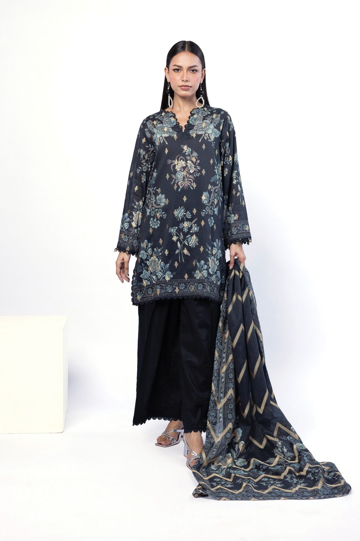 Printed Jacquard Fabrics 3 Piece - A33-26-111FF1-VG