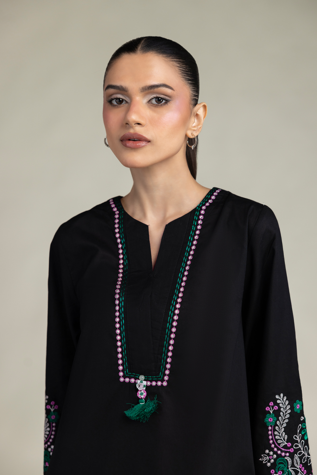 Embroidered Cambric Black Cambric Kurta - 1-26-303-A-D1-VG