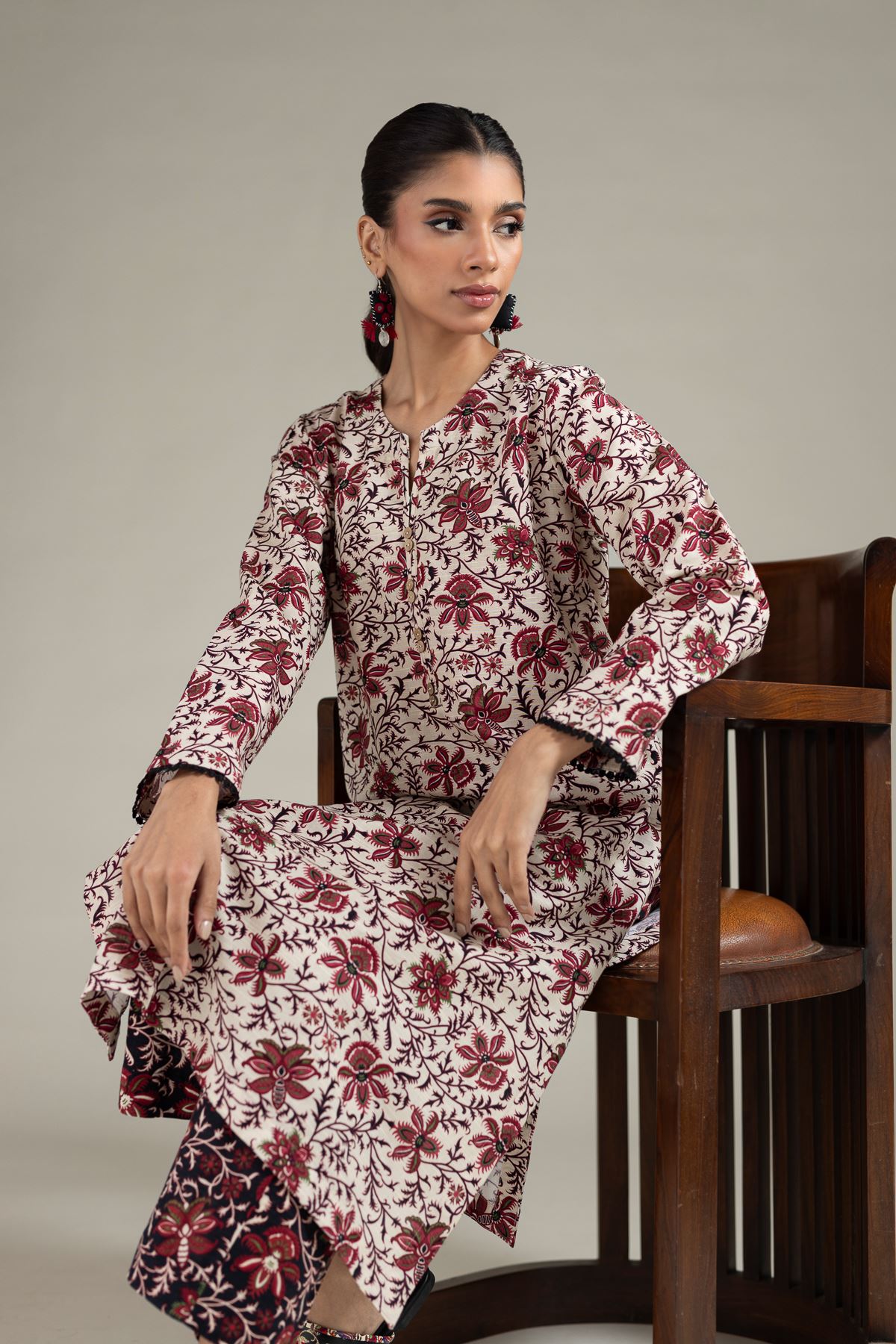 Printed Khaddar Kurta - 25-10-12E9-02TA-VG