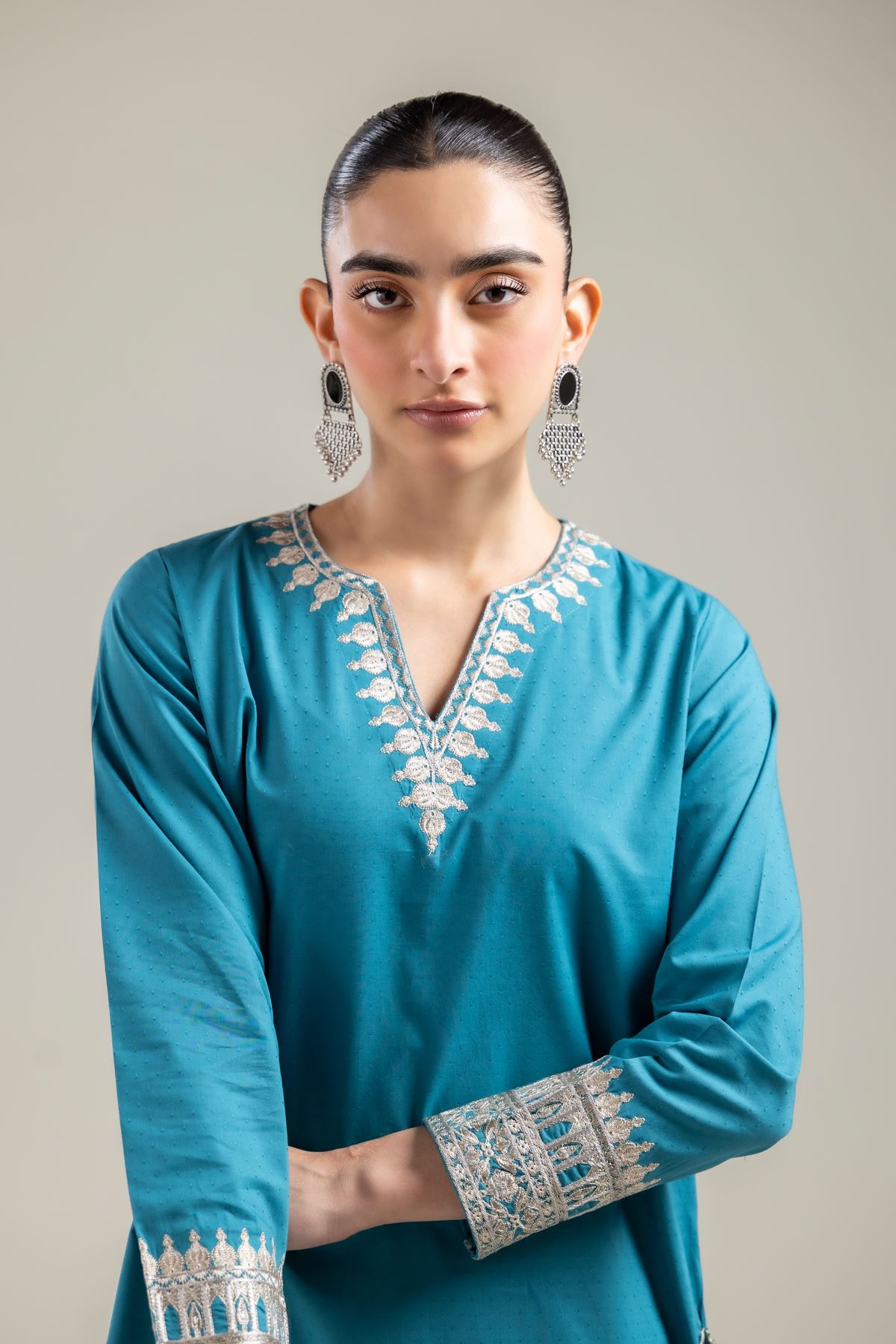 Embroidered Cotton Dobby Teal Cotton Kurta - T-A33-26-102FG-VG