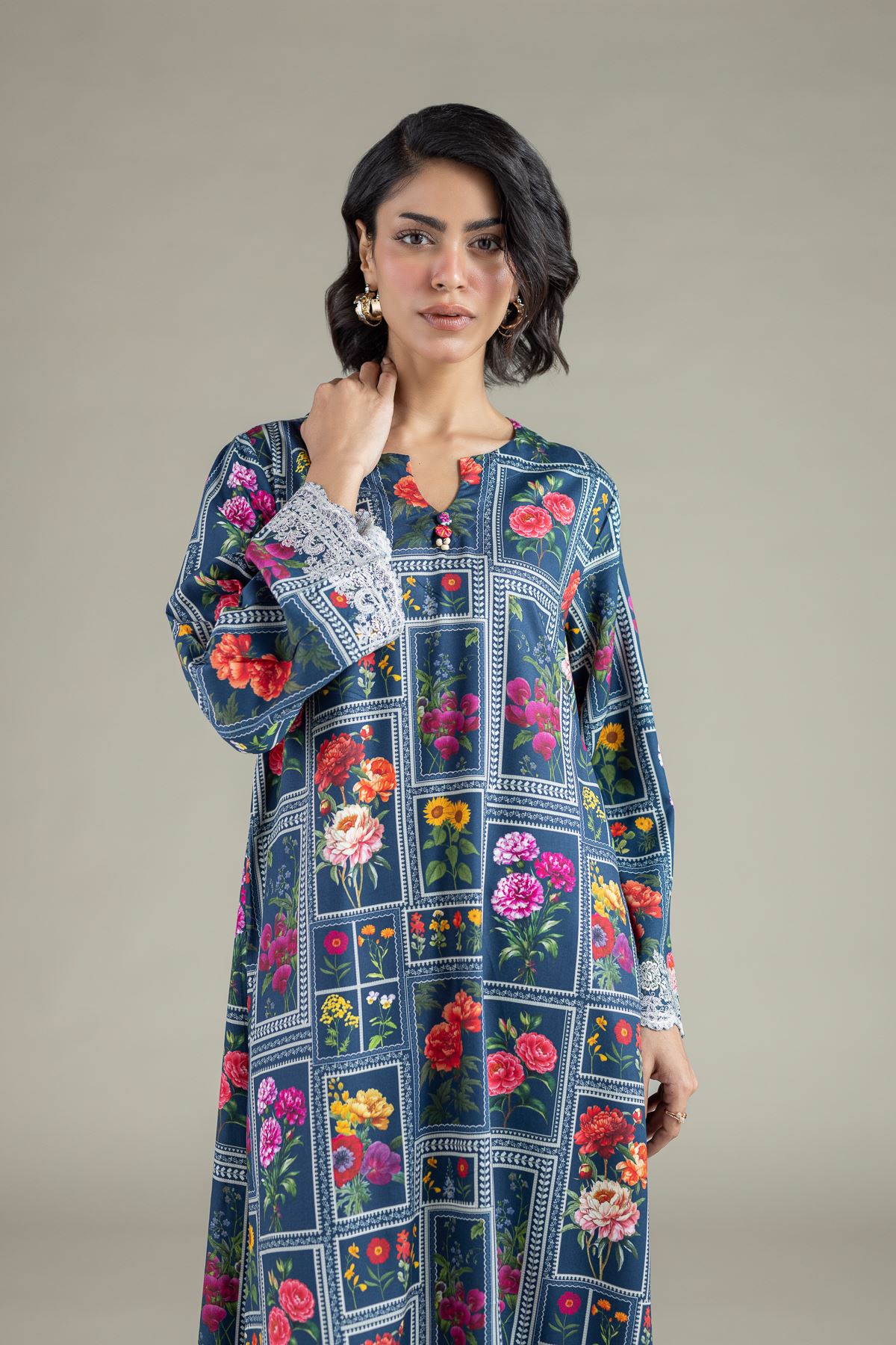 Embroidered Marina Floral Geometric Kurta - 25-10-11E12-03TB-VG