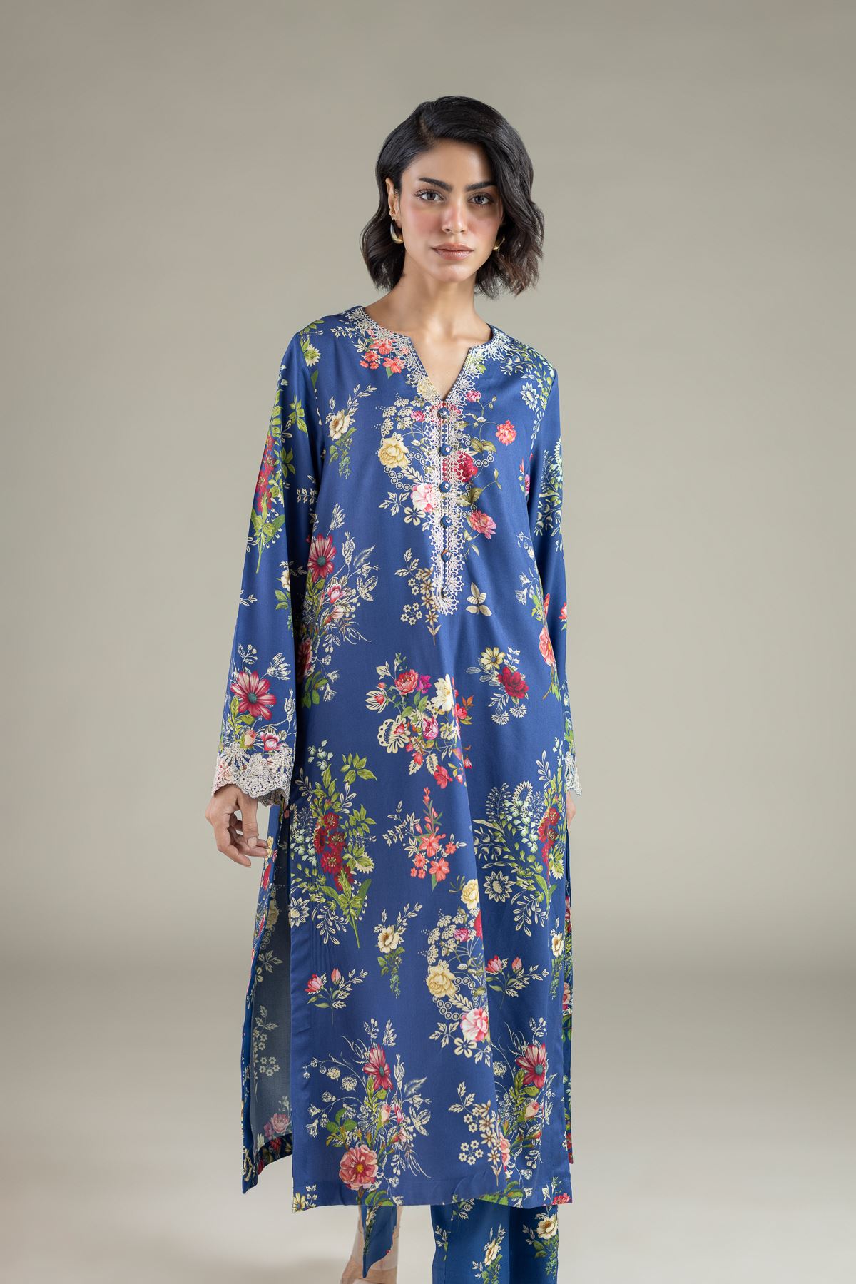 Embroidered Marina Floral Longline Kurta - 25-07-7E9-03TA-VG