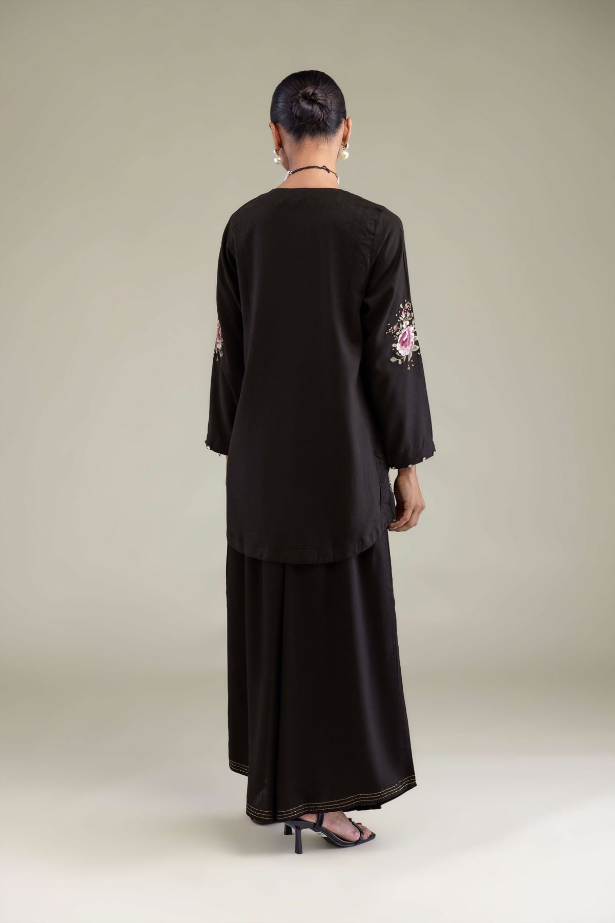 Embroidered Raw Silk Black Floral Kurta - 2-26-202-A-B-VG