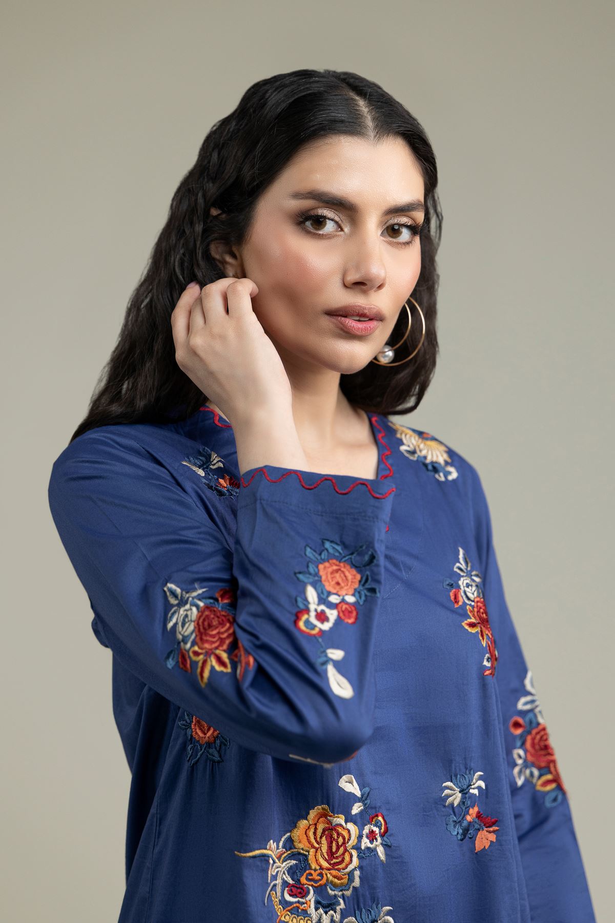 Embroidered Cambric Blue V-Neck Kurta - 2-26-212-A-H1-VG