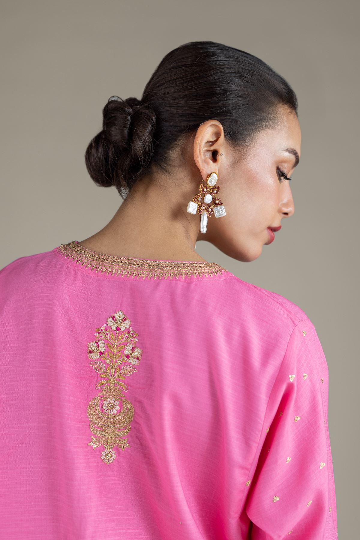 Embroidered Raw Silk Kurta - 25-10-12E7-04TA-VG