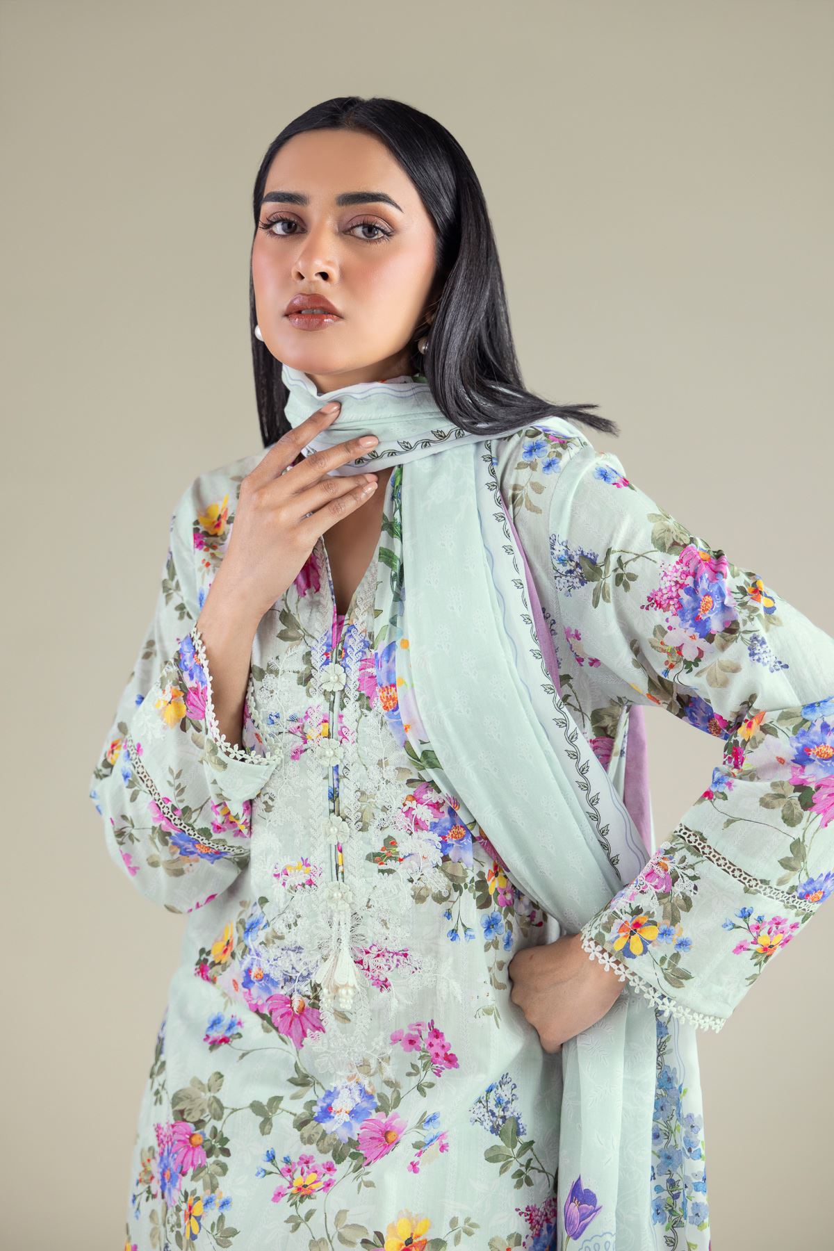 Embroidered Lawn 3-Piece Lawn Tailored - T-A11-26-114FF1-VG