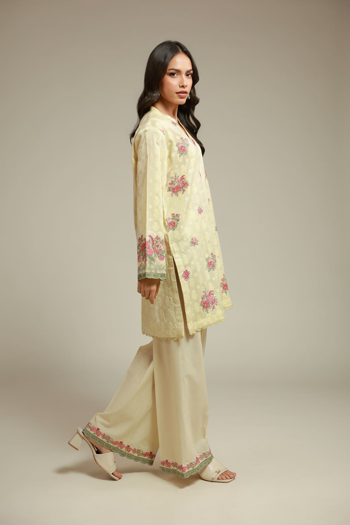 Embroidered Broshia 2-Piece Tailored Set - T-A113-26-111EE1-VG