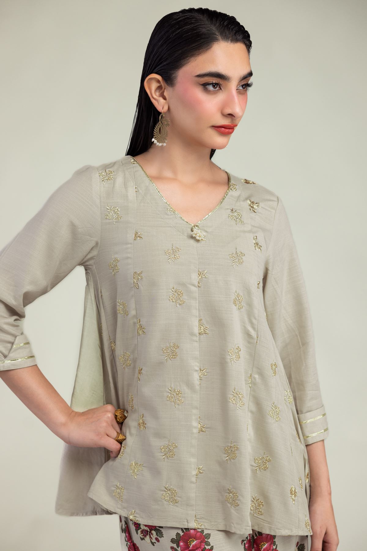 Embroidered Raw Silk Beige V-Neck Kurta - 2-26-201-A-A-VG