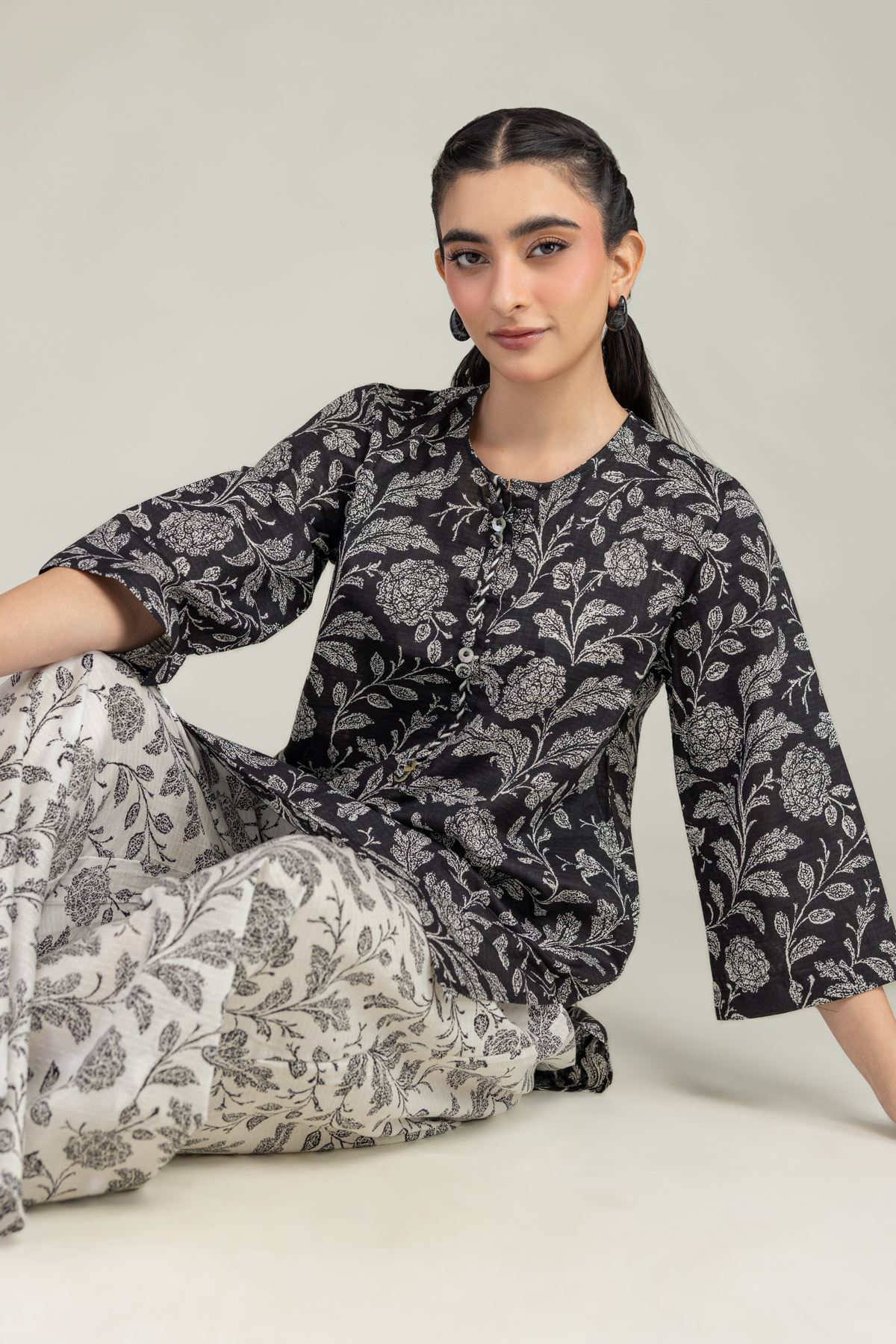 Printed Cotton Dobby Round-Neck Floral Kurta - 1-26-212-A-C1-VG